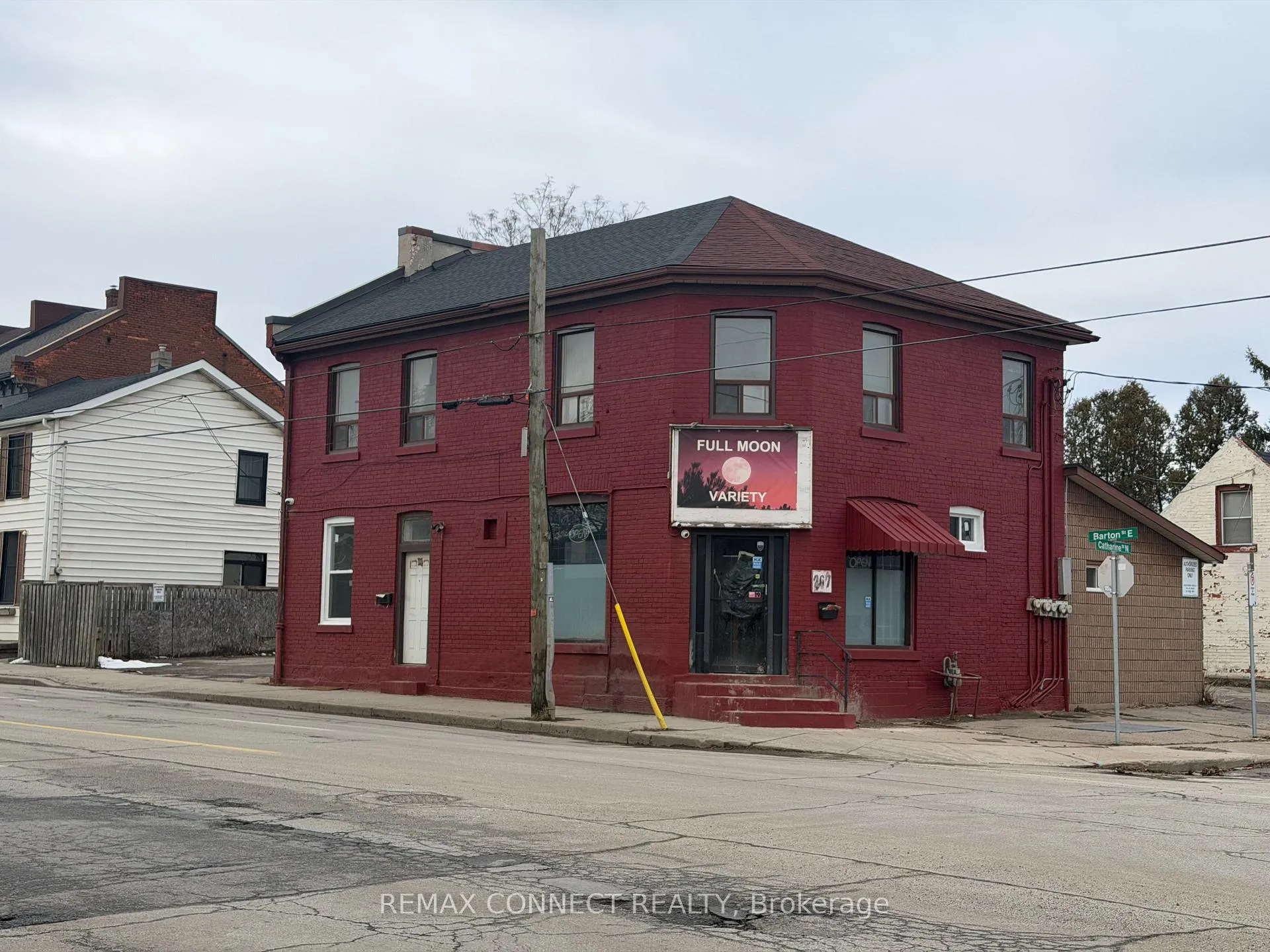Photo 3 of Unit Unit 1, 267 Catharine Street N, Hamilton, Beasley — HOMEH
