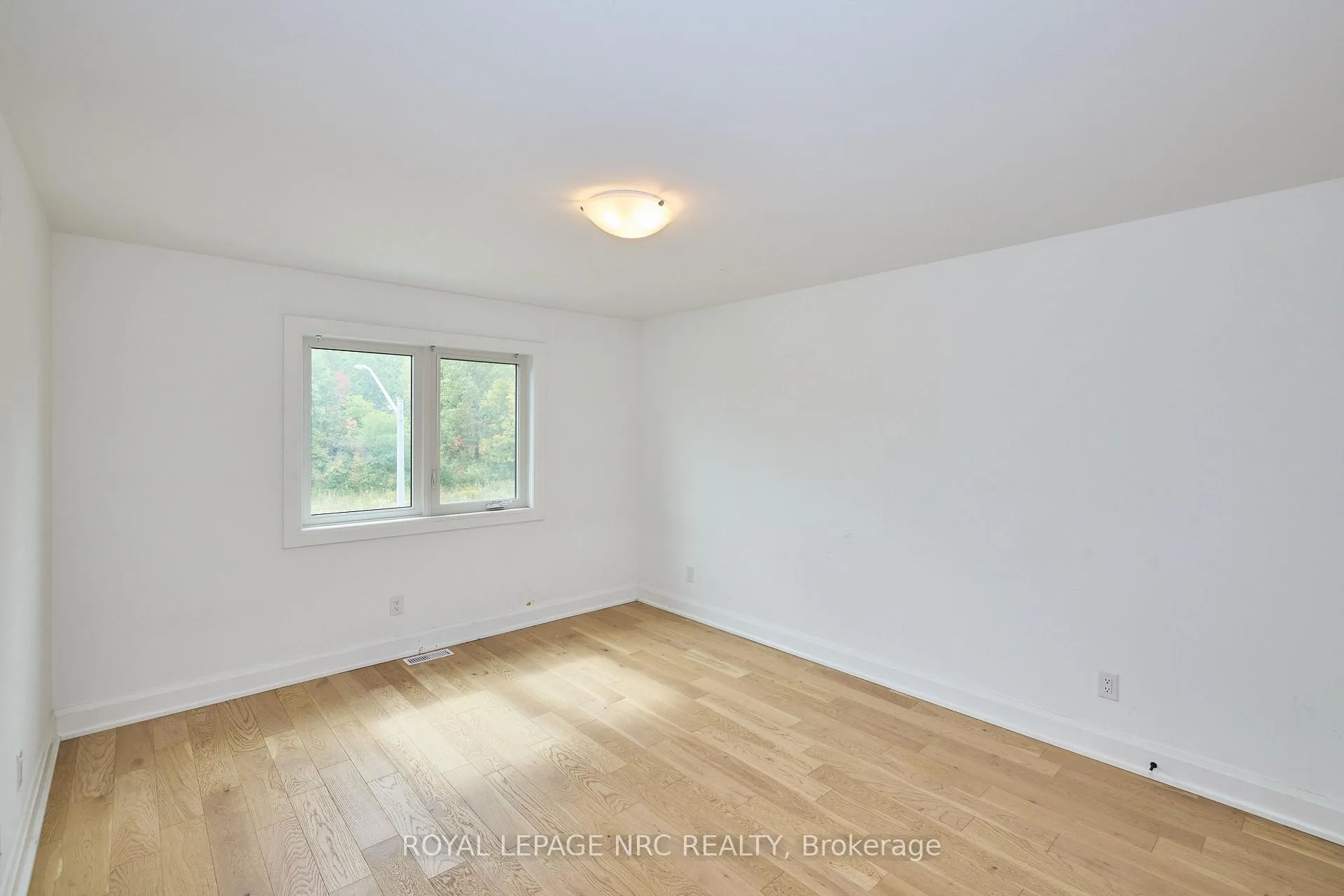 Photo 26 of 159 Hodgkins Avenue, Thorold, Allanburg/Thorold South — HOMEH