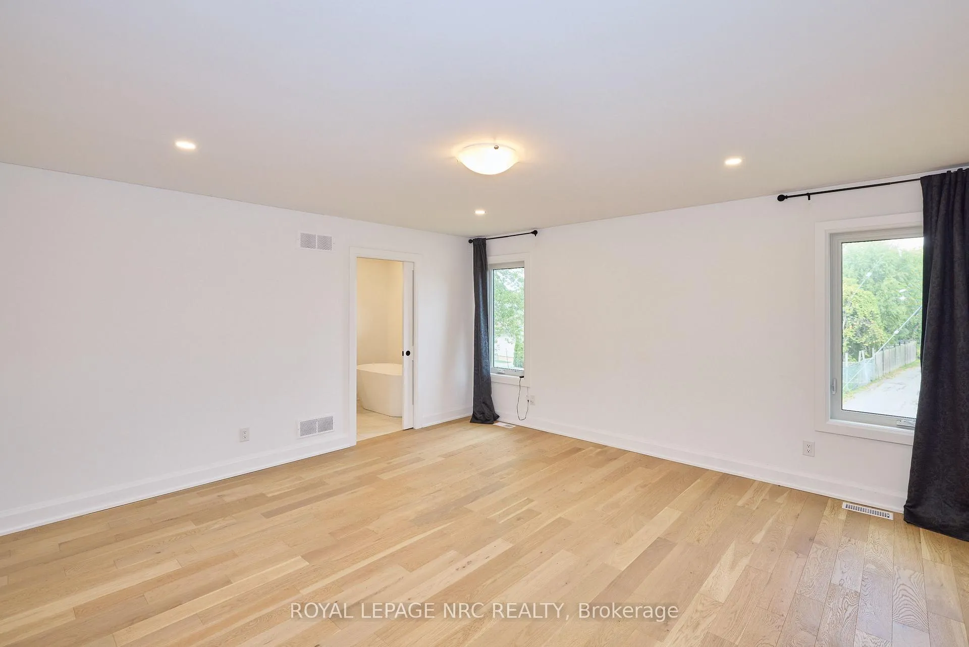 Photo 29 of 159 Hodgkins Avenue, Thorold, Allanburg/Thorold South — HOMEH