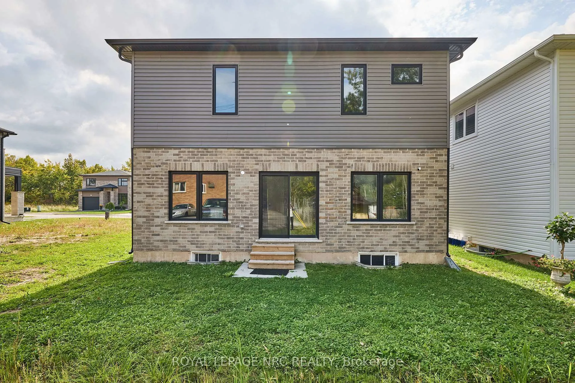 Photo 40 of 159 Hodgkins Avenue, Thorold, Allanburg/Thorold South — HOMEH