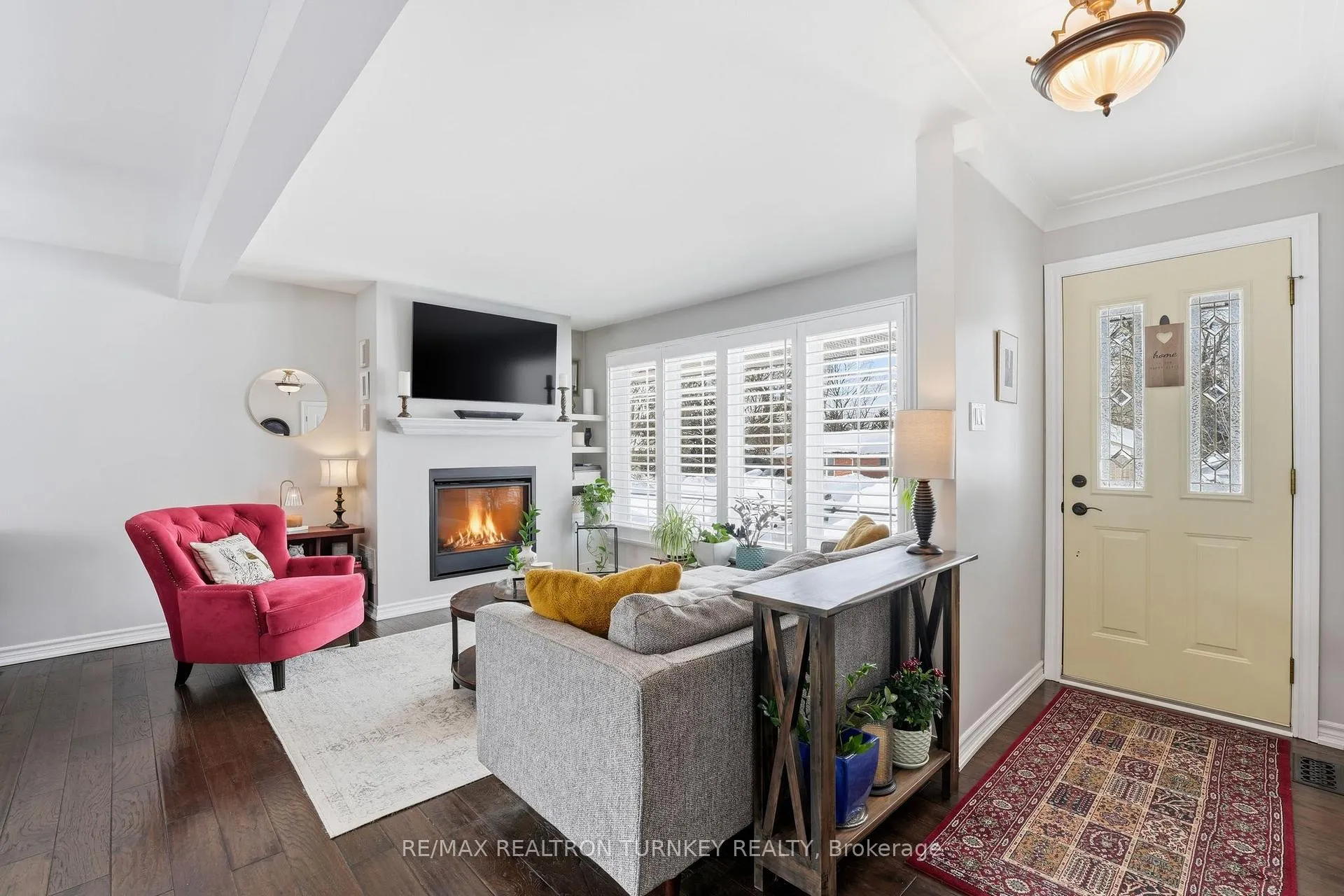 Photo 4 of 27 Marion Crescent, Barrie, Wellington — HOMEH