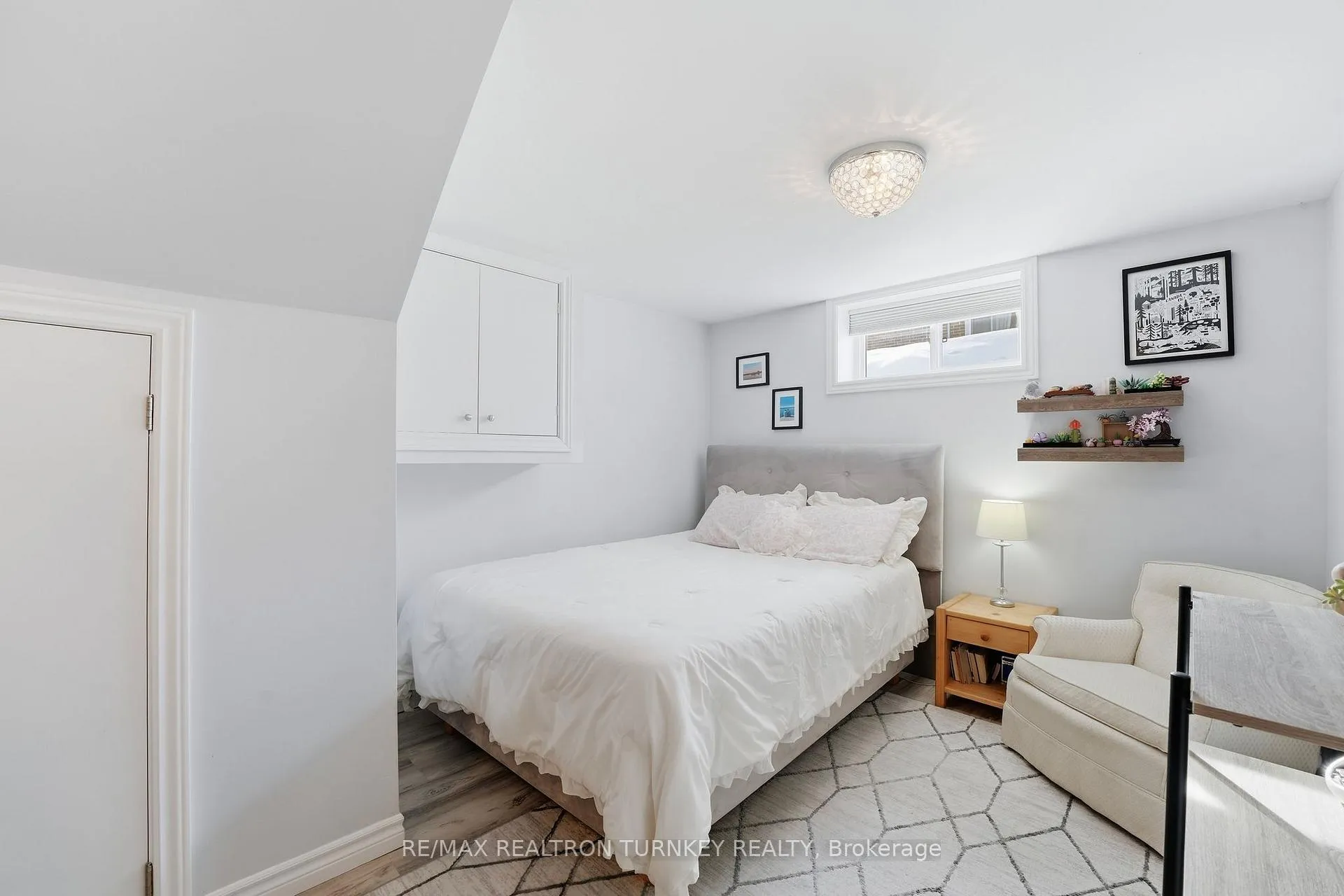 Photo 35 of 27 Marion Crescent, Barrie, Wellington — HOMEH
