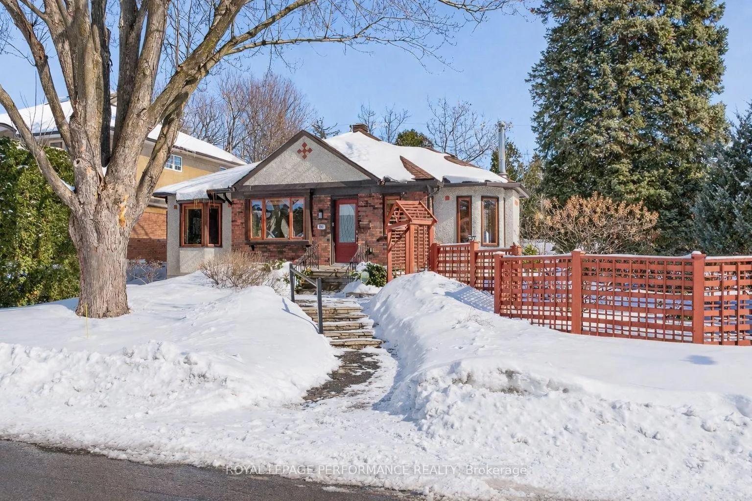 Front of 483 Brennan Avenue