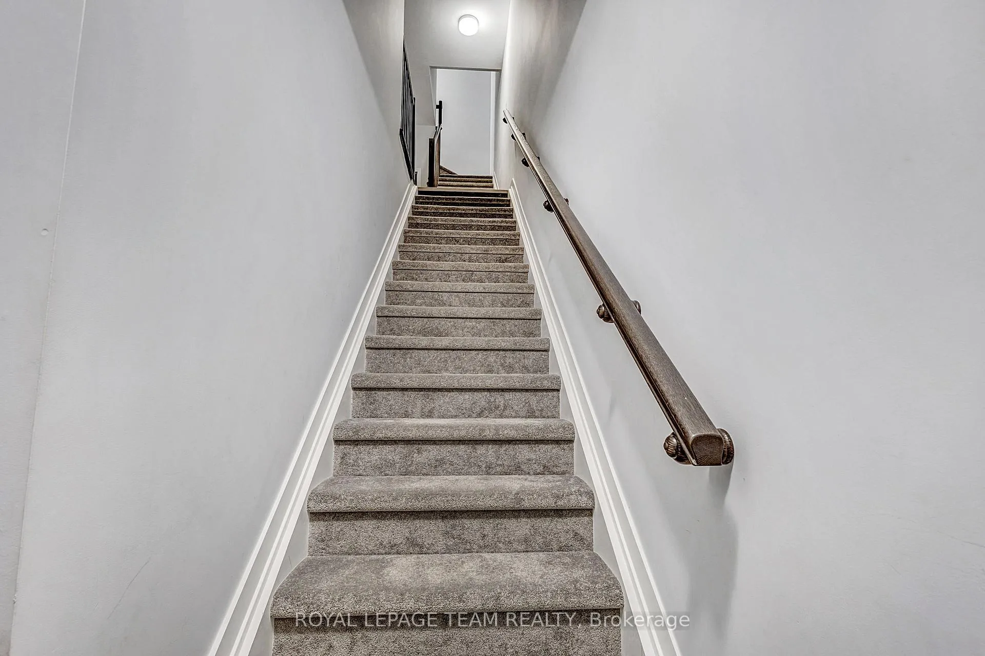 Photo 4 of 510 Lillian Freiman Private, Ottawa, Barrhaven - Half Moon Bay — HOMEH