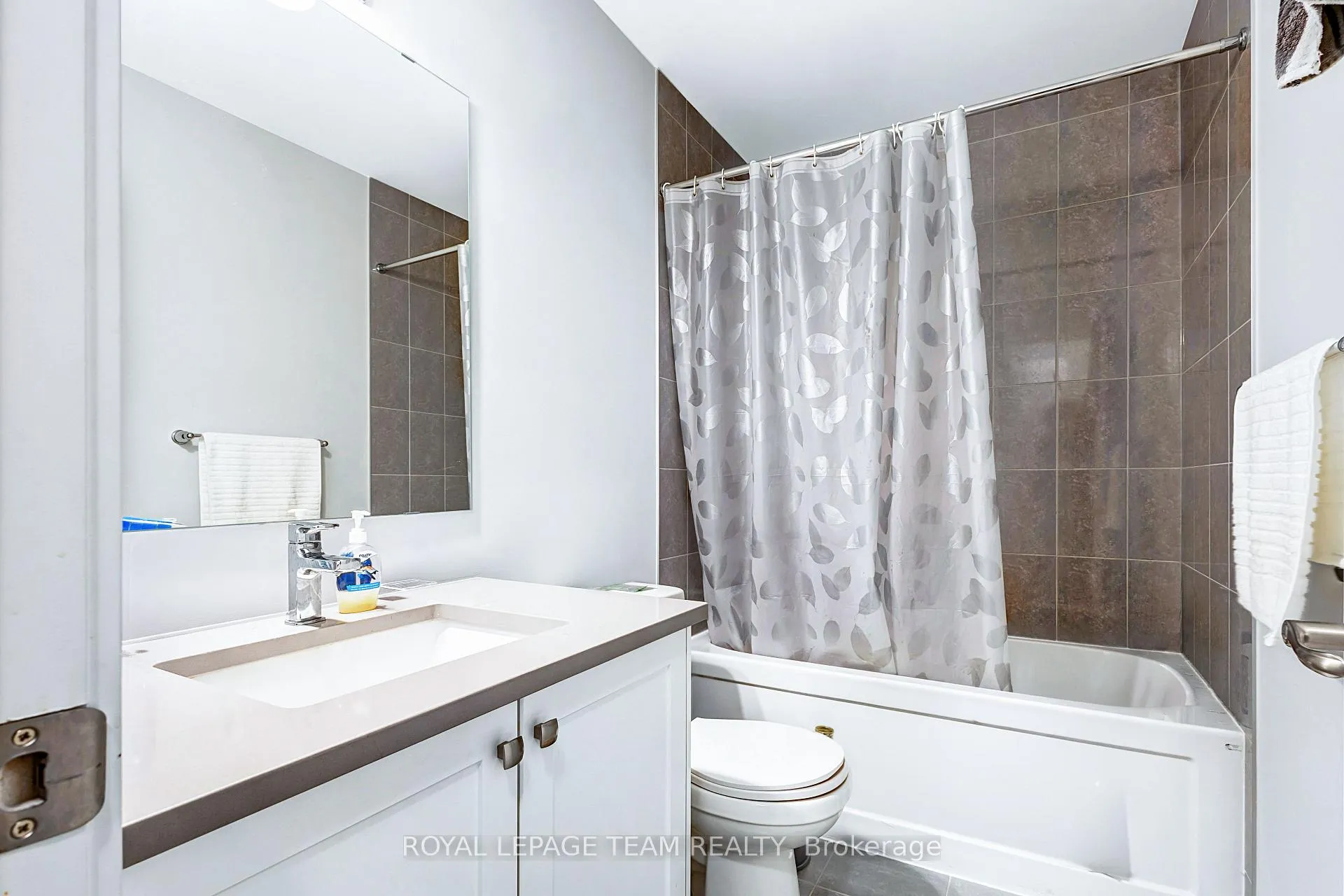 Photo 15 of 510 Lillian Freiman Private, Ottawa, Barrhaven - Half Moon Bay — HOMEH