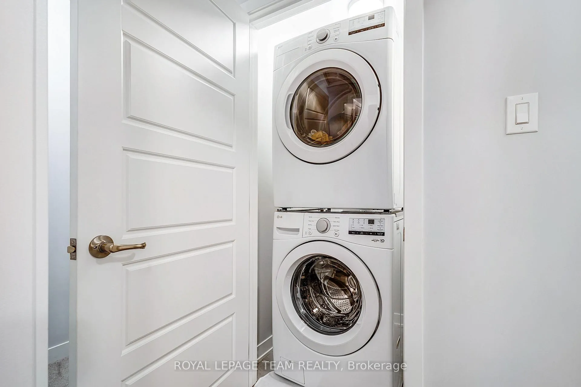 Photo 17 of 510 Lillian Freiman Private, Ottawa, Barrhaven - Half Moon Bay — HOMEH
