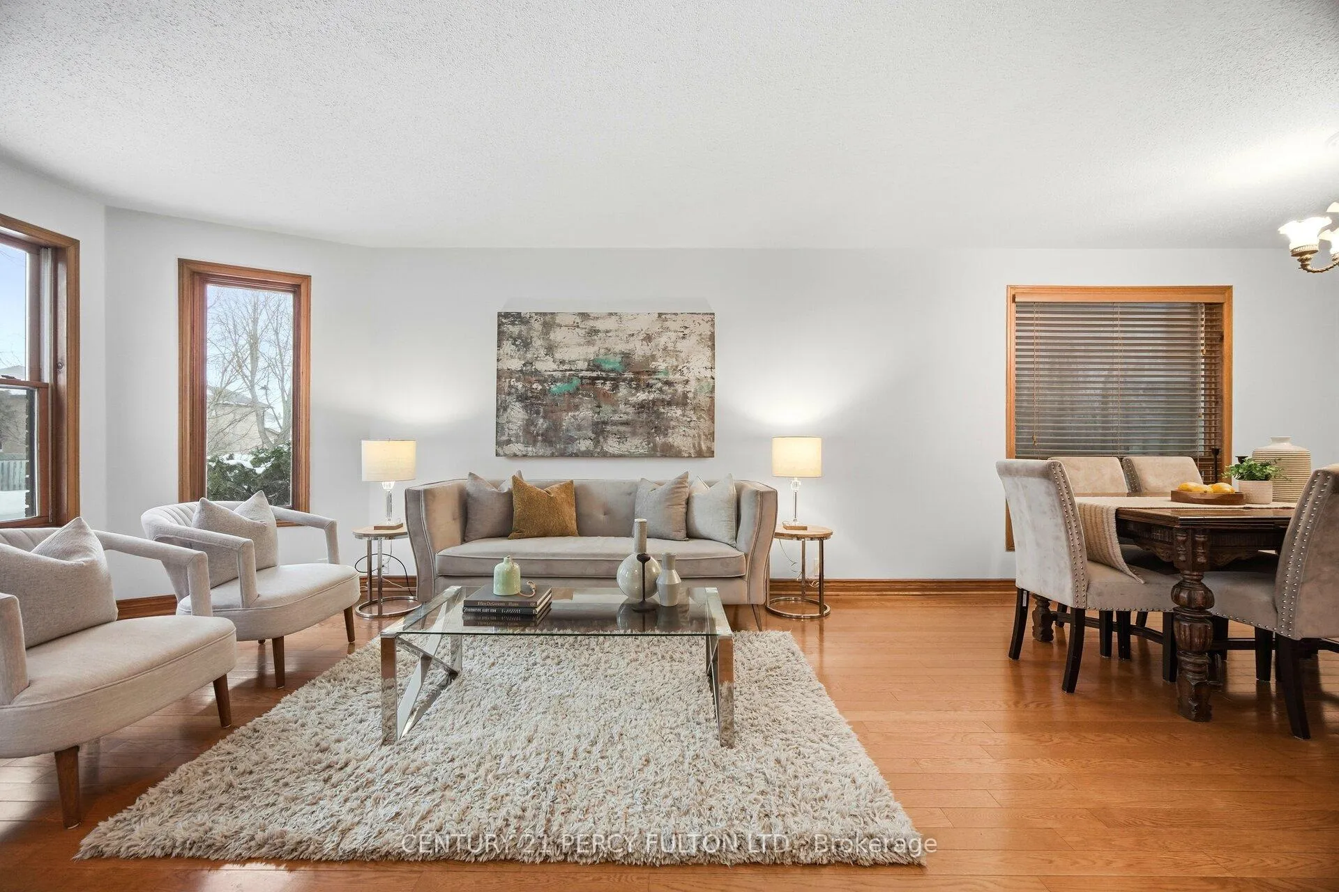 Photo 3 of 233 Gwendolyn Street, Pickering, Rougemount — HOMEH