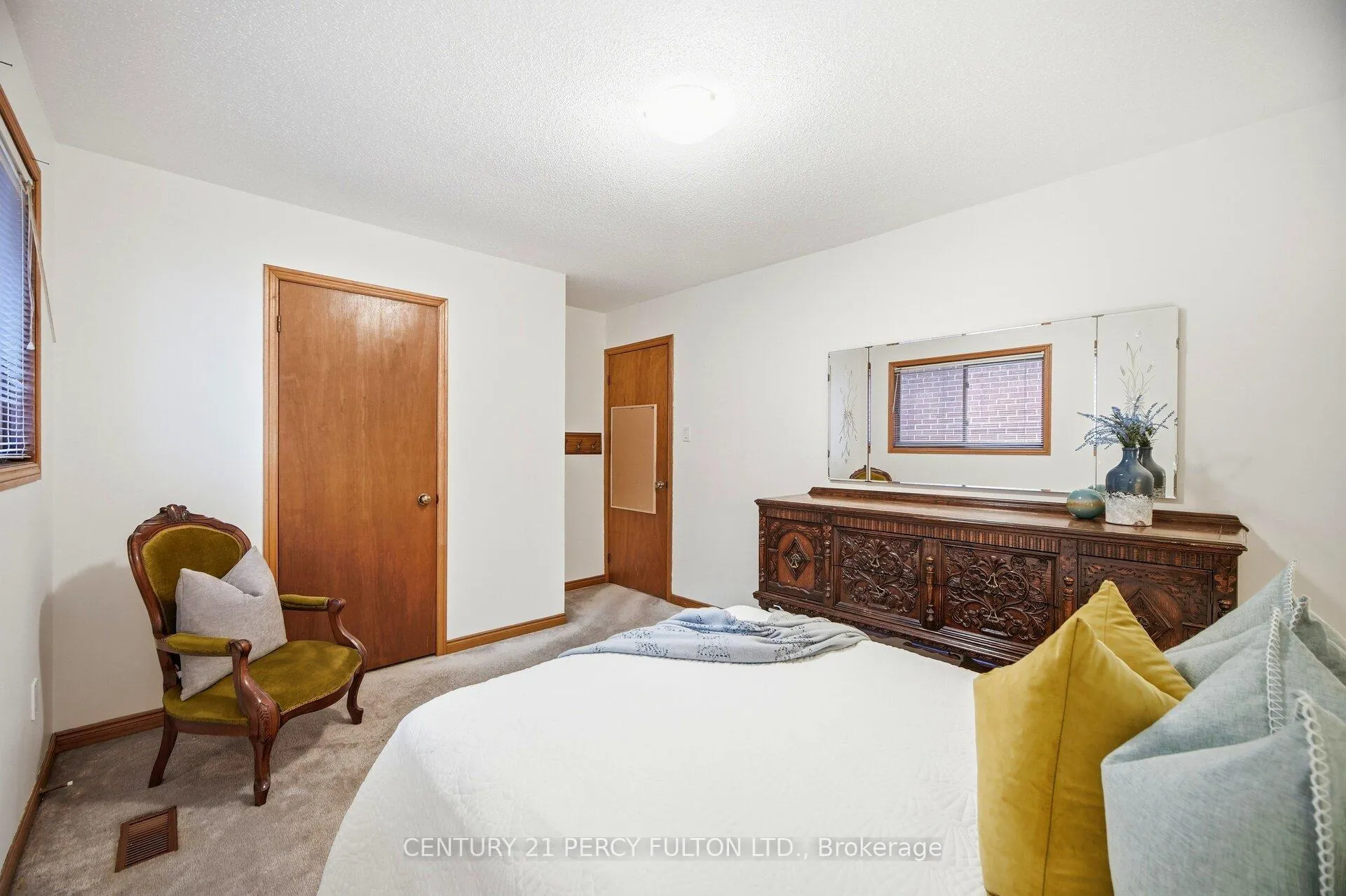 Photo 34 of 233 Gwendolyn Street, Pickering, Rougemount — HOMEH