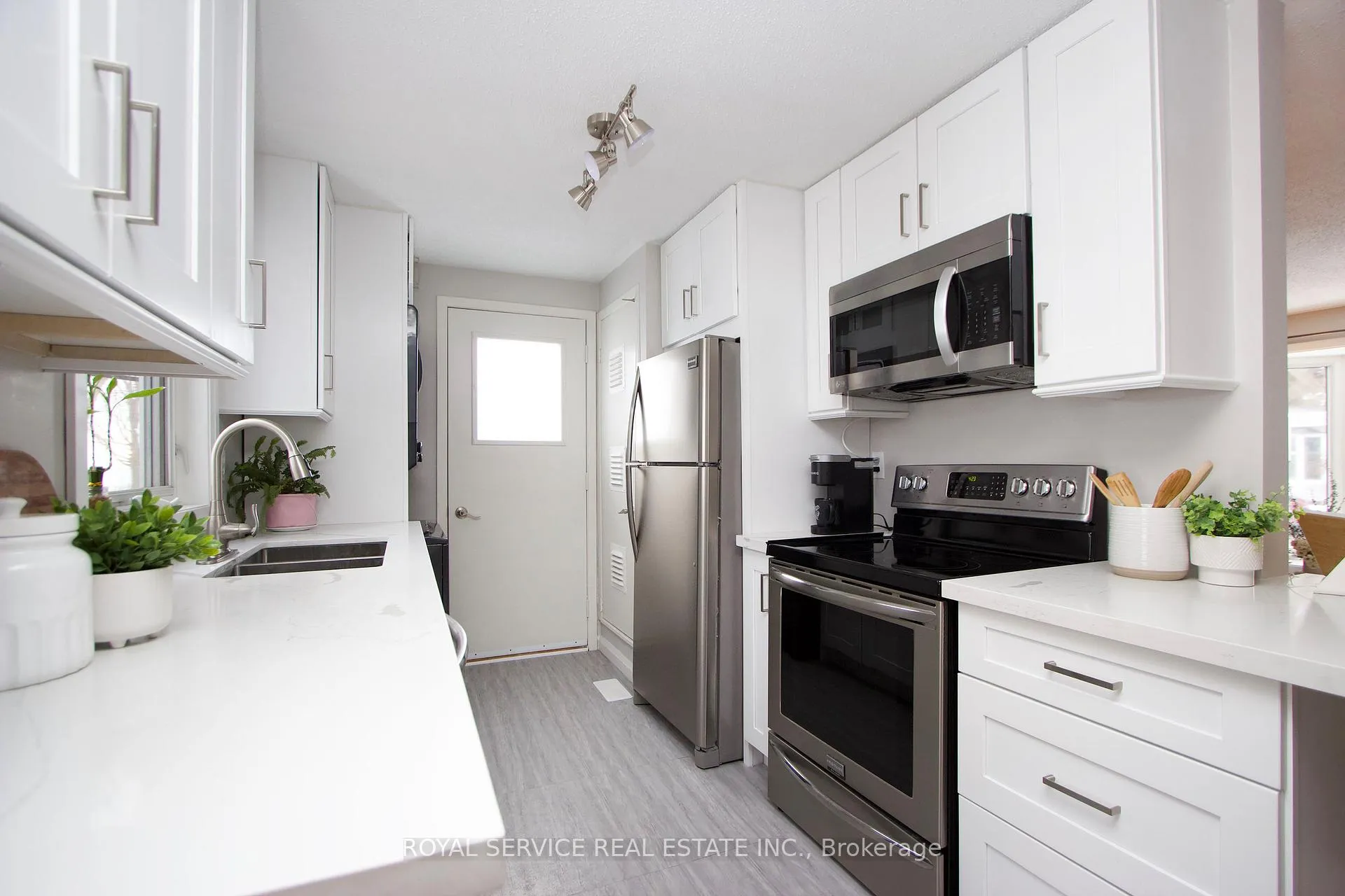 Photo 11 of 71 Bluffs Road, Clarington, Newcastle — HOMEH