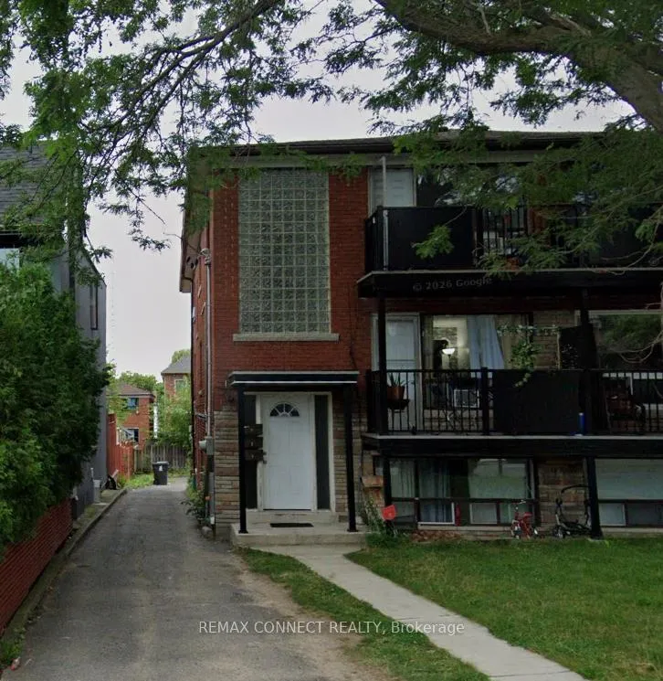 Front of Unit Level 1, 232 Atlas Avenue W