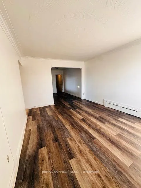 Photo 2 of Unit 3, 232 Atlas Avenue, Toronto, Oakwood Village — HOMEH