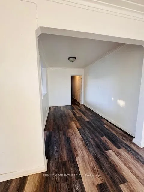 Photo 7 of Unit 3, 232 Atlas Avenue, Toronto, Oakwood Village — HOMEH