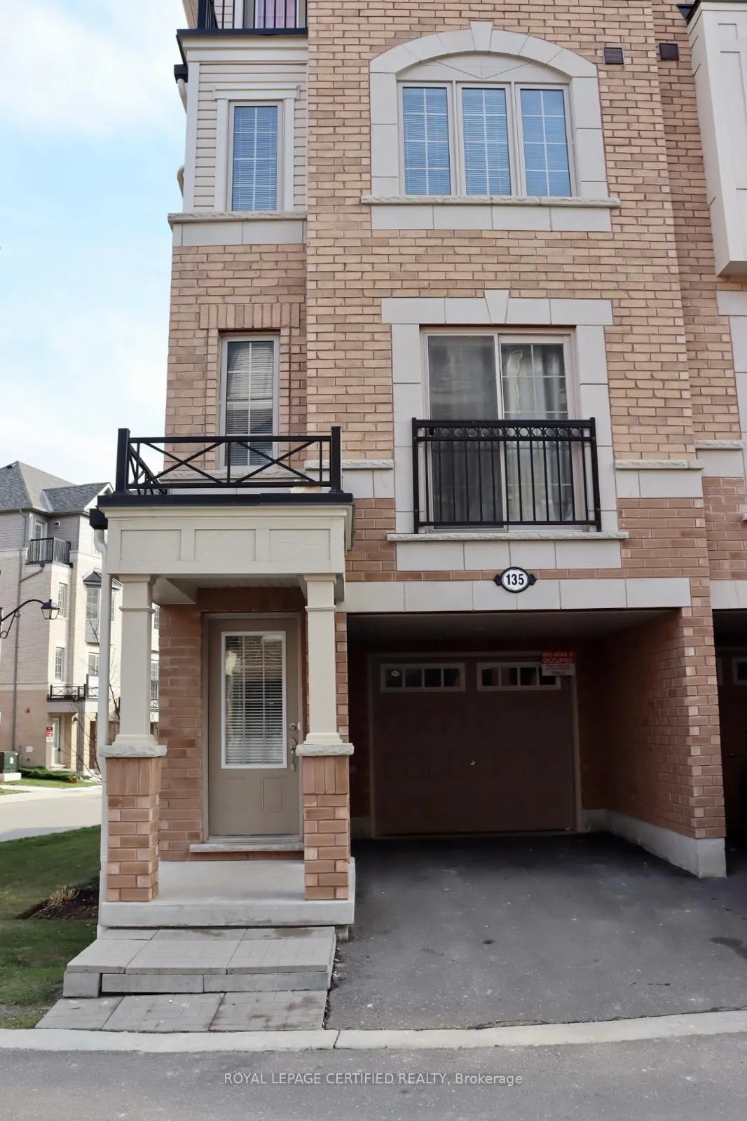 Photo 1 of 135 Giboulee Path, Oshawa, Windfields — HOMEH
