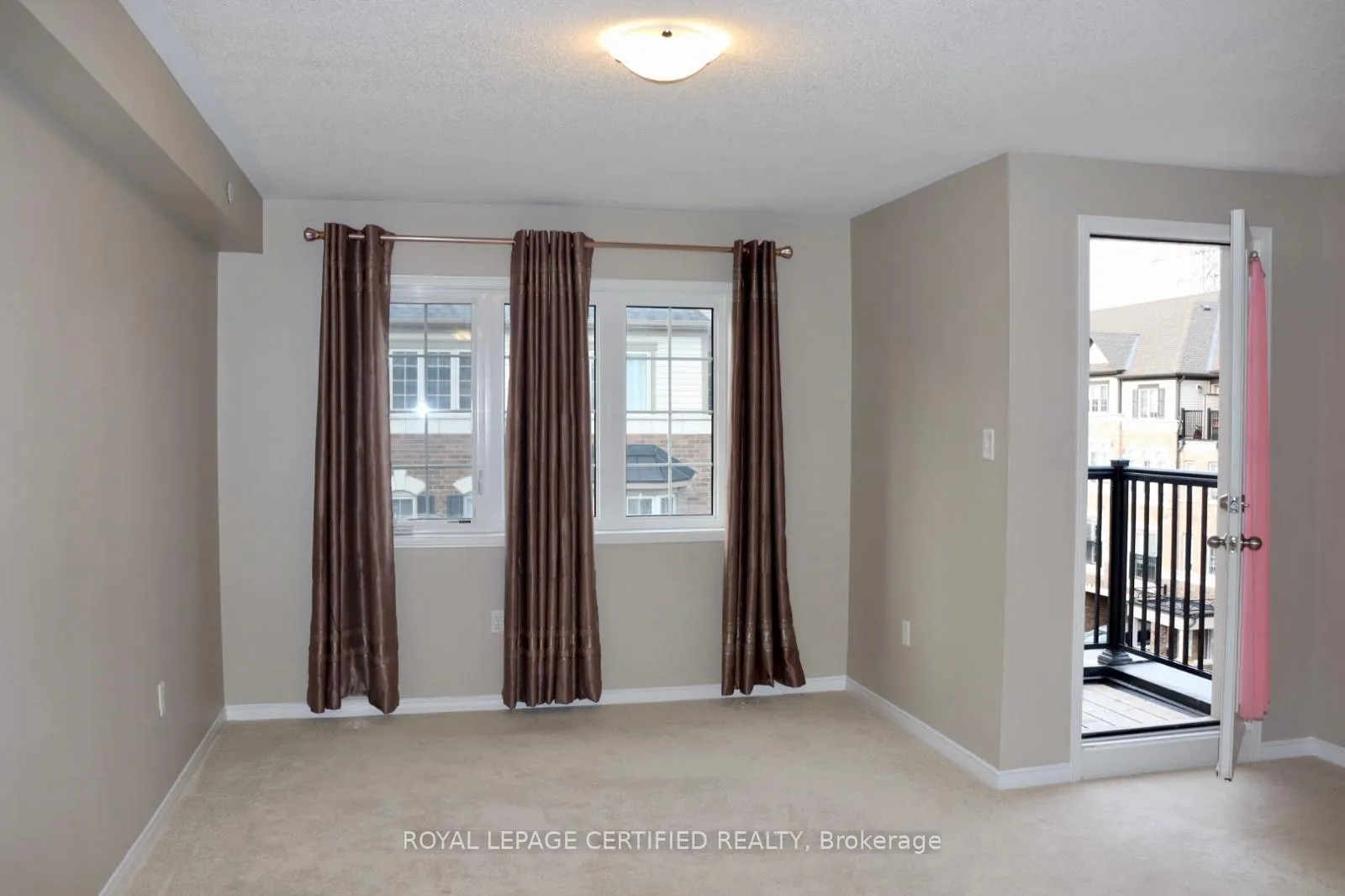 Photo 17 of 135 Giboulee Path, Oshawa, Windfields — HOMEH