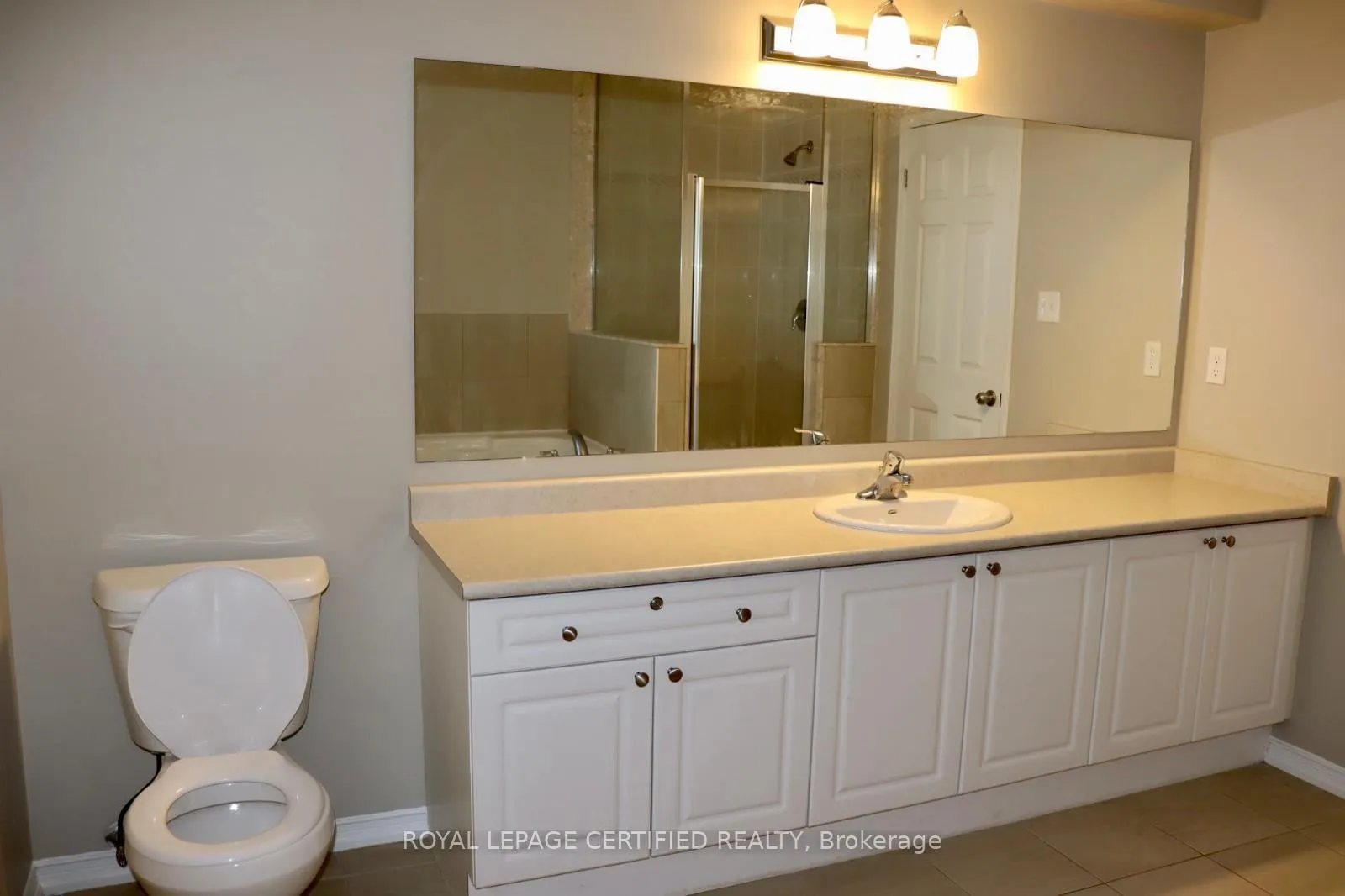 Photo 20 of 135 Giboulee Path, Oshawa, Windfields — HOMEH