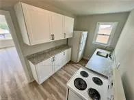 Photo 7 of Unit 3, 86 Townline Road W, St. Catharines, Burleigh Hill — HOMEH