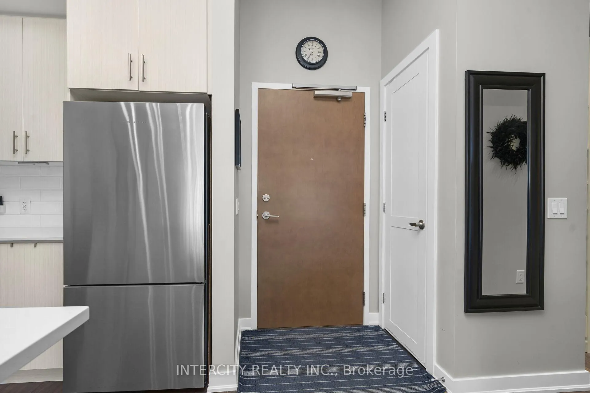Photo 7 of Unit 603, 320 Plains Road E, Burlington, LaSalle — HOMEH