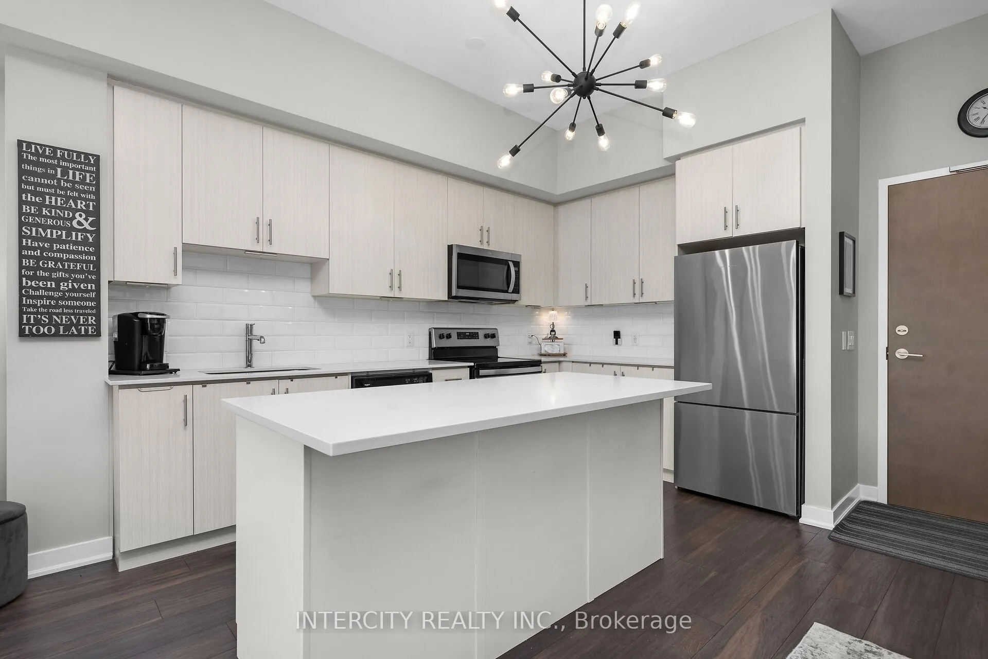 Photo 10 of Unit 603, 320 Plains Road E, Burlington, LaSalle — HOMEH