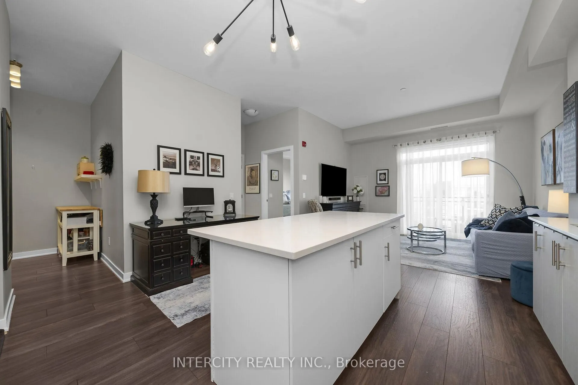 Photo 12 of Unit 603, 320 Plains Road E, Burlington, LaSalle — HOMEH