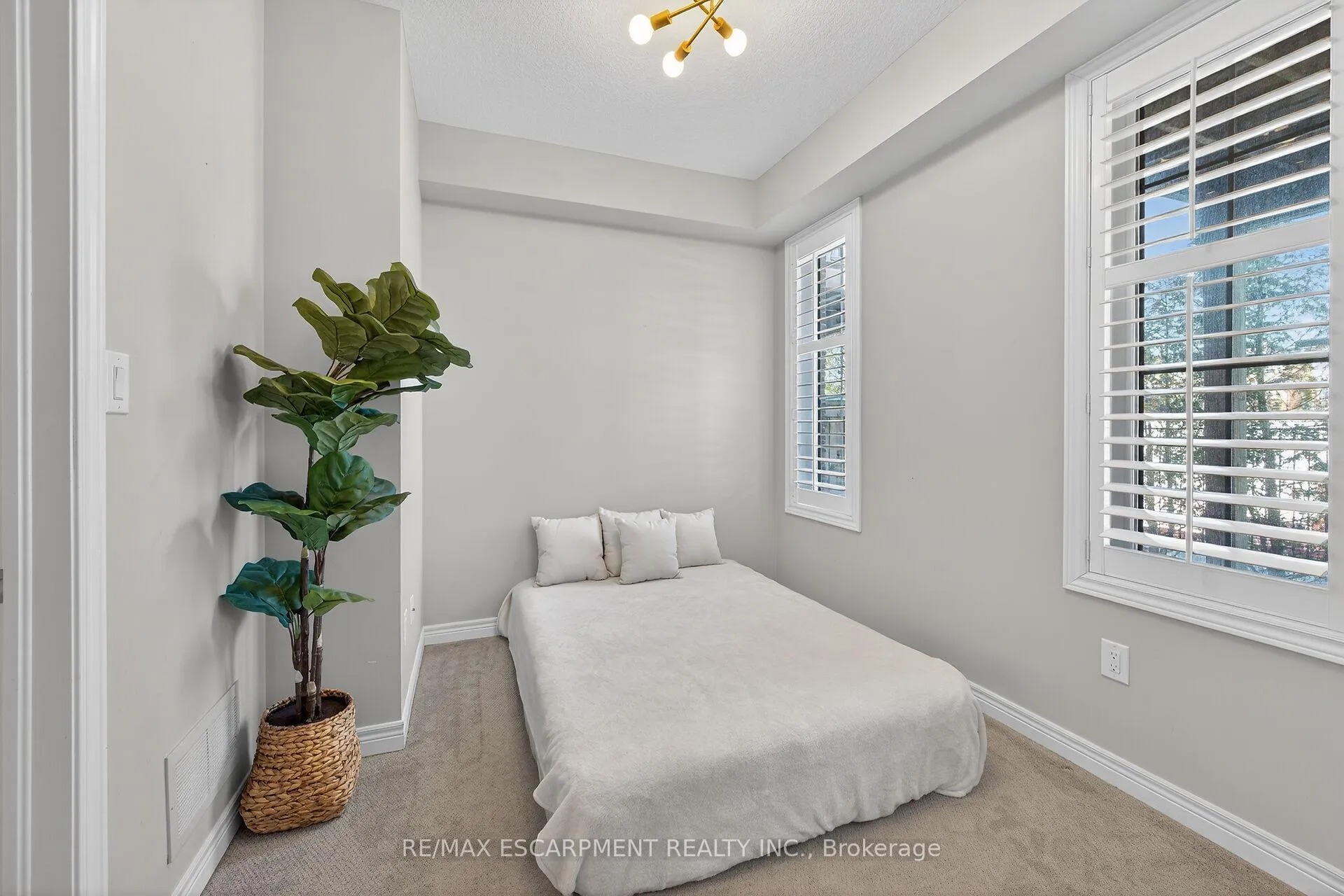 Photo 9 of Unit 17, 257 Parkside Drive, Hamilton, Waterdown — HOMEH