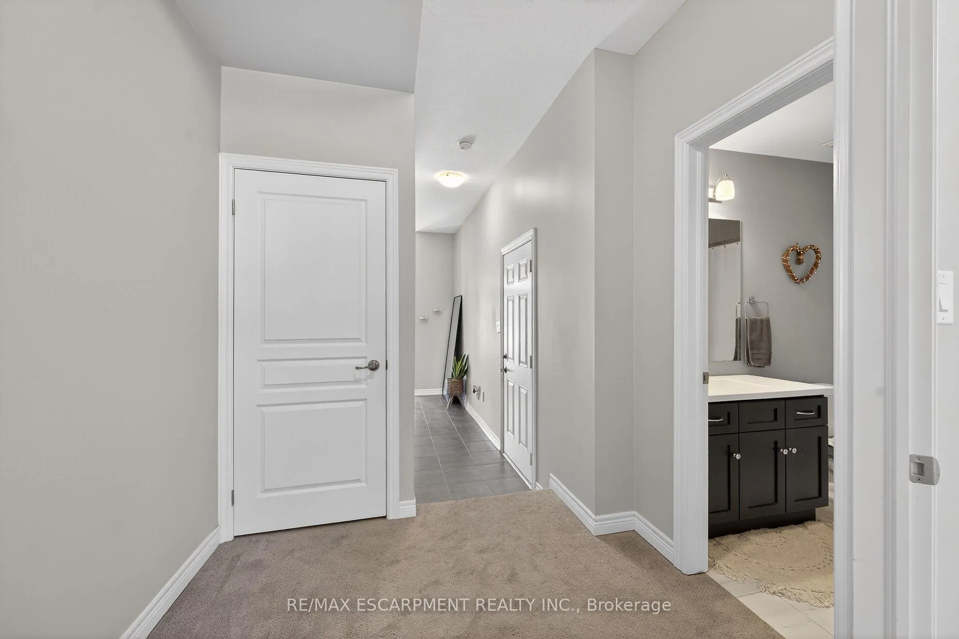 Photo 14 of Unit 17, 257 Parkside Drive, Hamilton, Waterdown — HOMEH