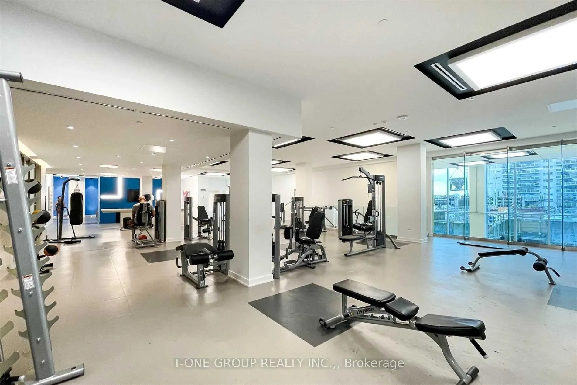 Photo 15 of Unit 2808, 99 Broadway Avenue, Toronto, Mount Pleasant West — HOMEH
