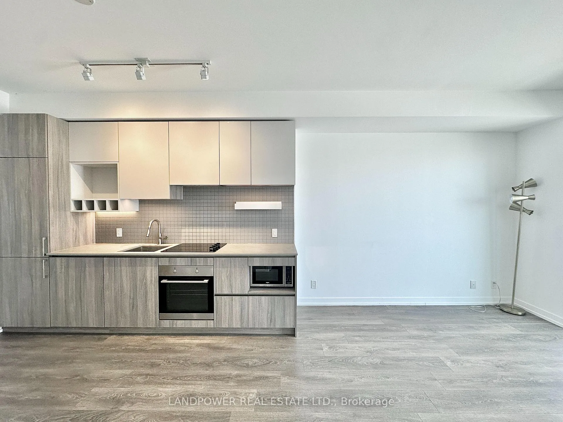 Photo 1 of Unit 1111, 950 Portage Parkway, Vaughan, Vaughan Corporate Centre — HOMEH