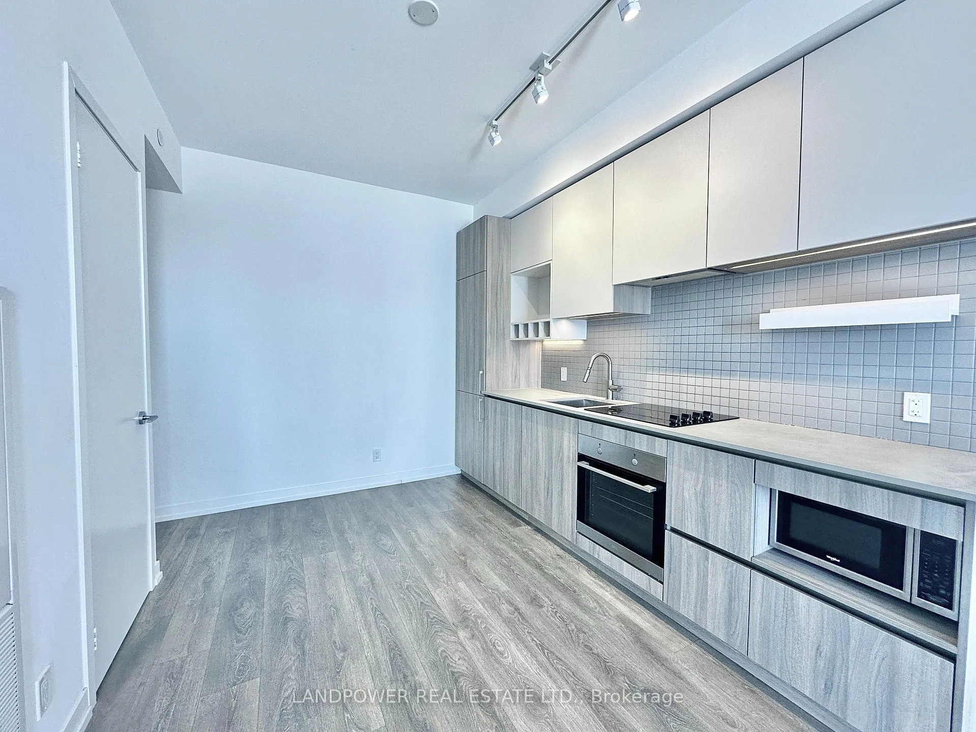 Photo 7 of Unit 1111, 950 Portage Parkway, Vaughan, Vaughan Corporate Centre — HOMEH