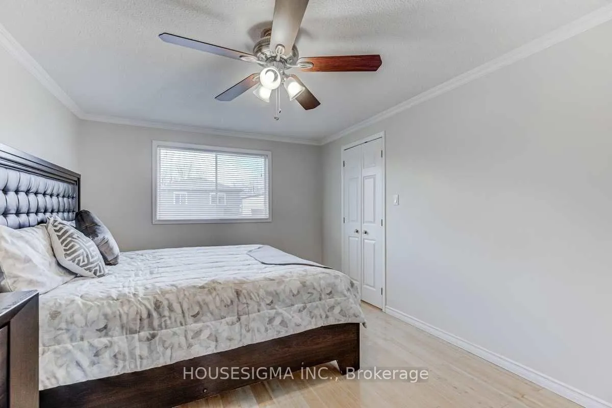 Photo 13 of 18 Fisher Crescent, Ajax, Central West — HOMEH