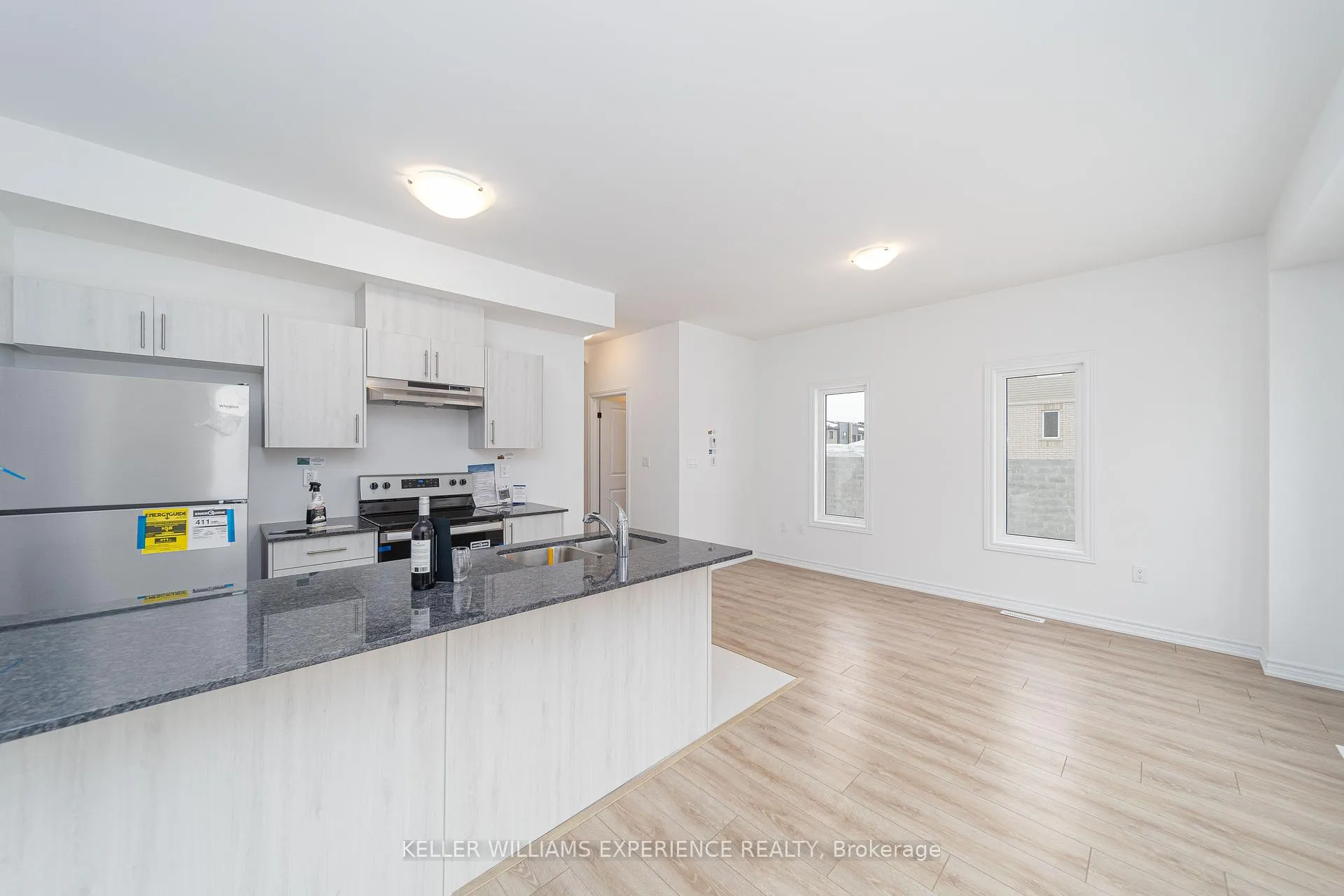 Photo 7 of 12 Wagon Lane, Barrie, Rural Barrie Southeast — HOMEH
