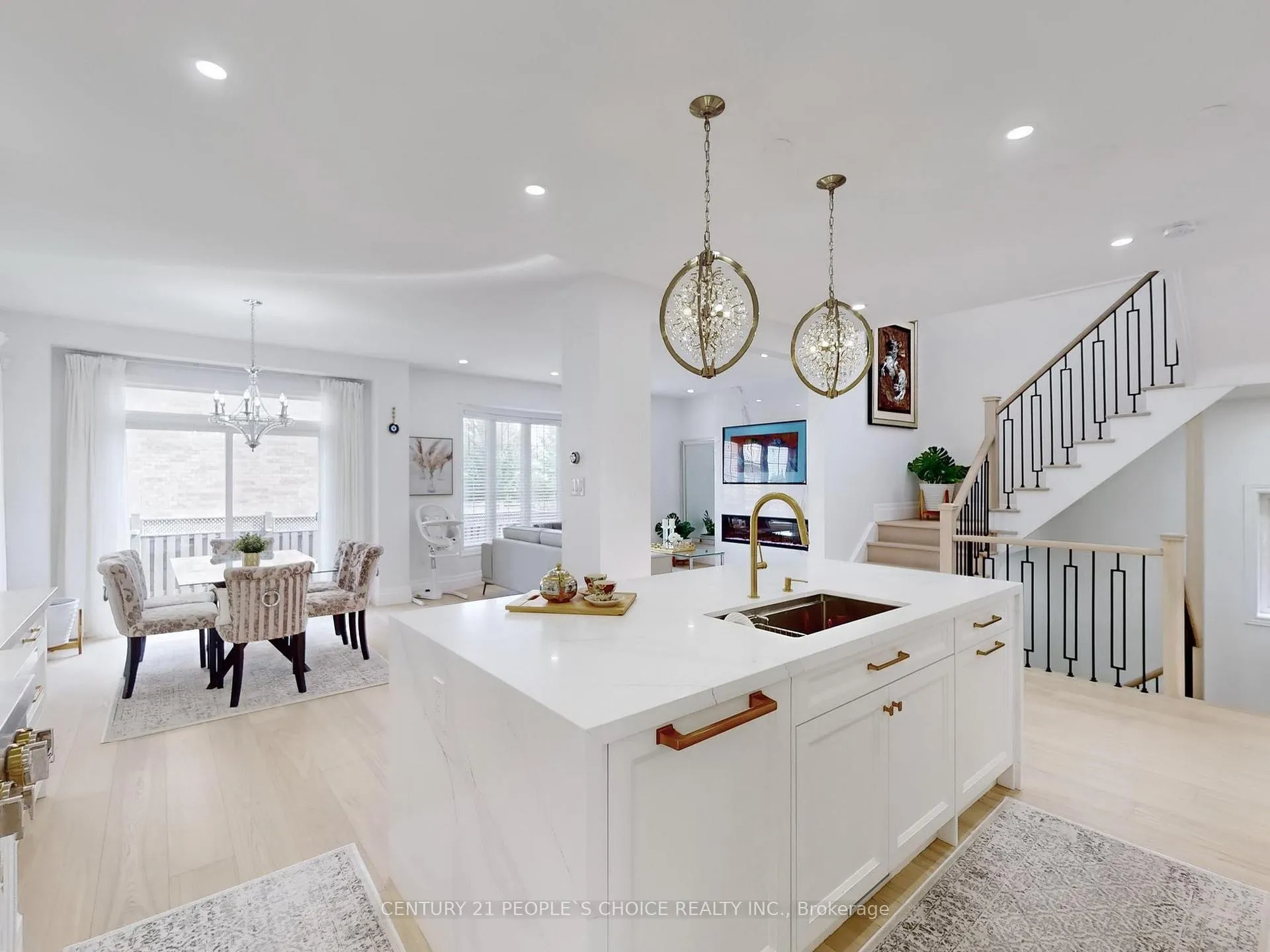 Photo 20 of 29 Young Drive, Brampton, Bram West — HOMEH