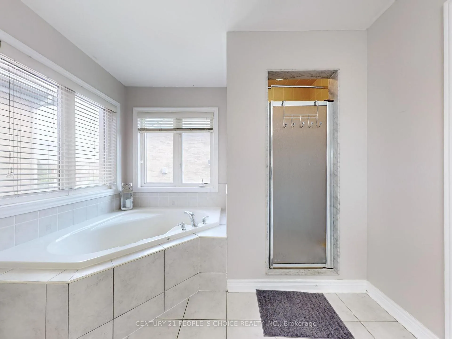 Photo 29 of 29 Young Drive, Brampton, Bram West — HOMEH
