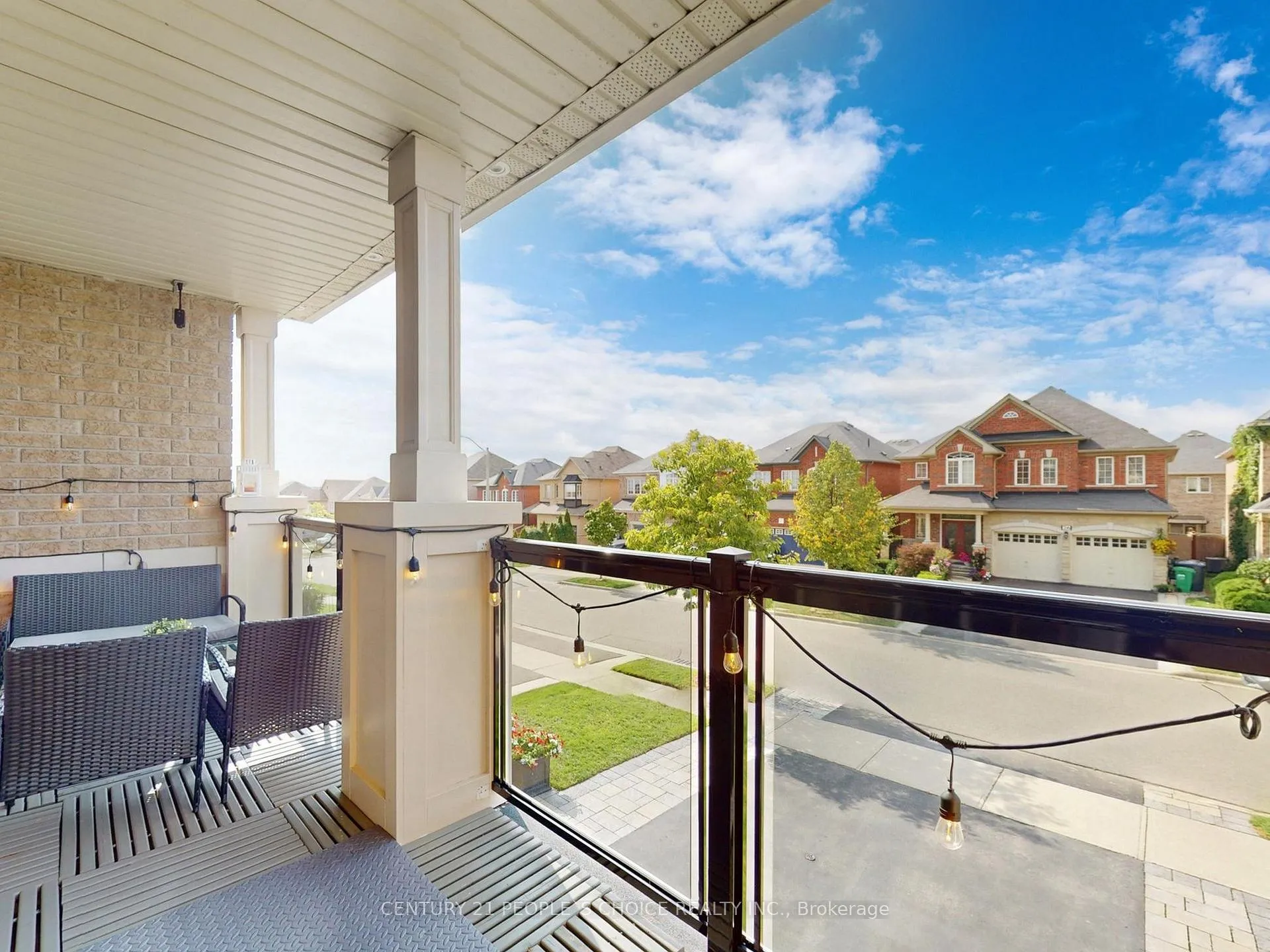 Photo 44 of 29 Young Drive, Brampton, Bram West — HOMEH