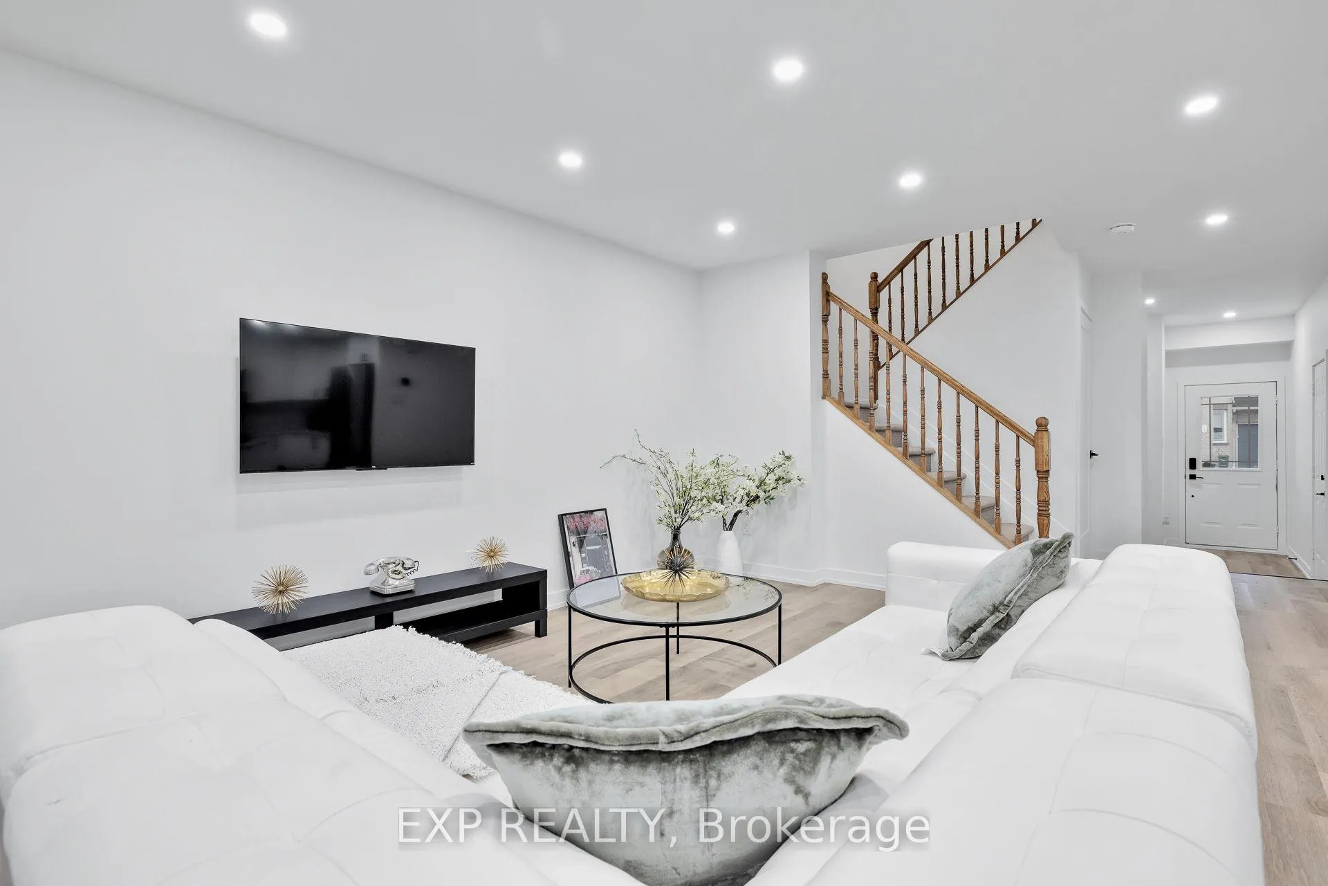 Photo 11 of 12 Marabrooke Street, Ottawa, Barrhaven - Strandherd — HOMEH