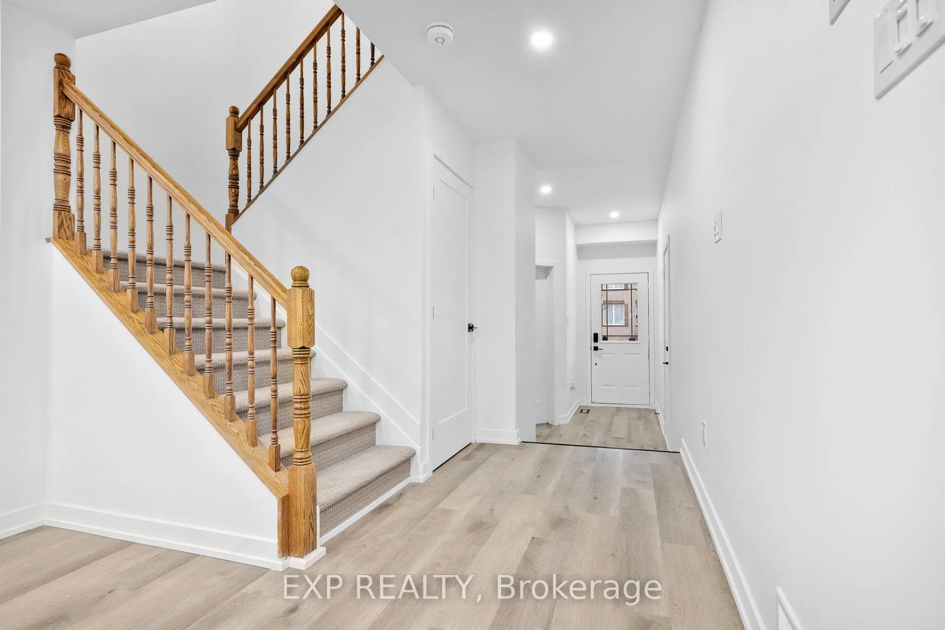 Photo 19 of 12 Marabrooke Street, Ottawa, Barrhaven - Strandherd — HOMEH