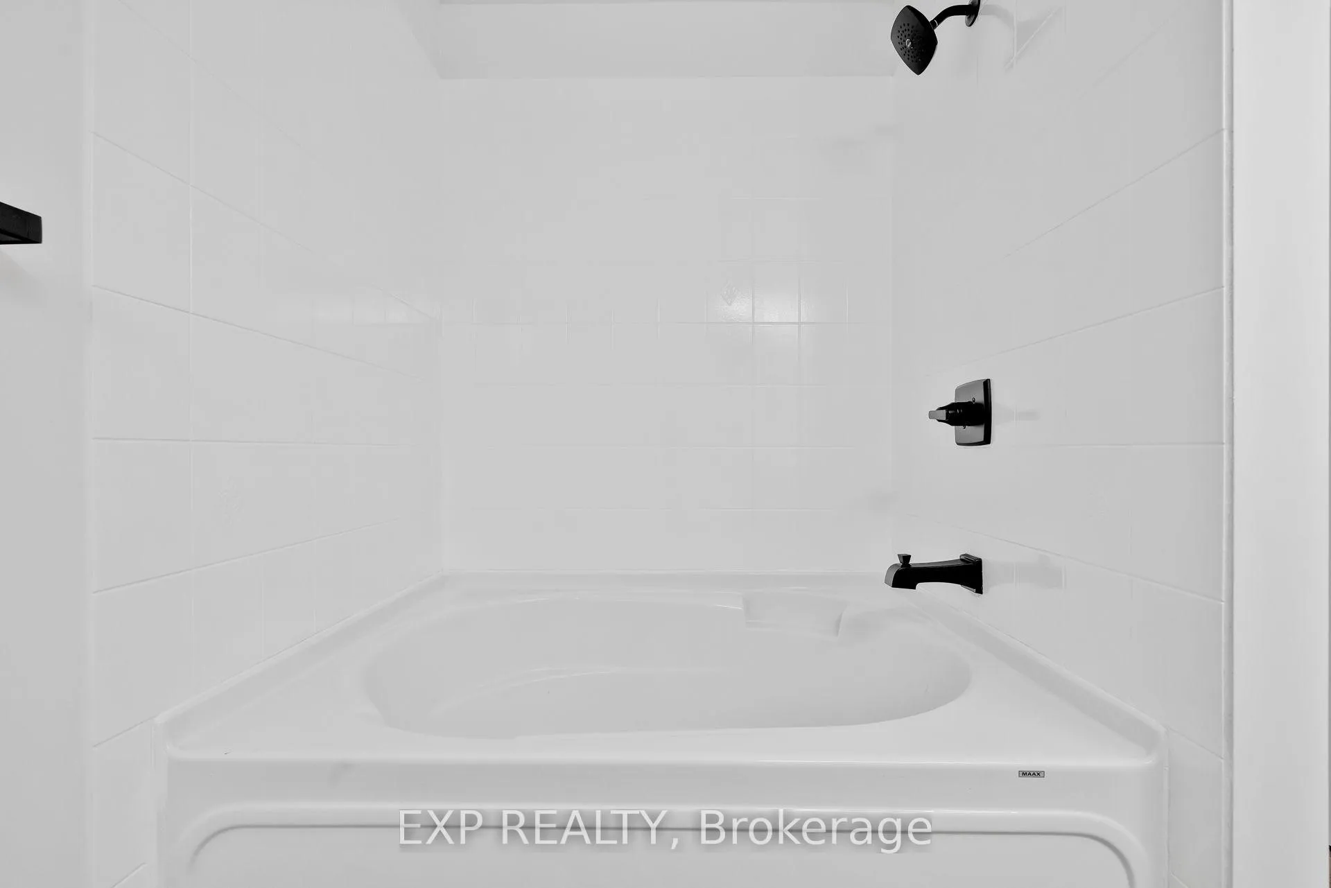 Photo 25 of 12 Marabrooke Street, Ottawa, Barrhaven - Strandherd — HOMEH