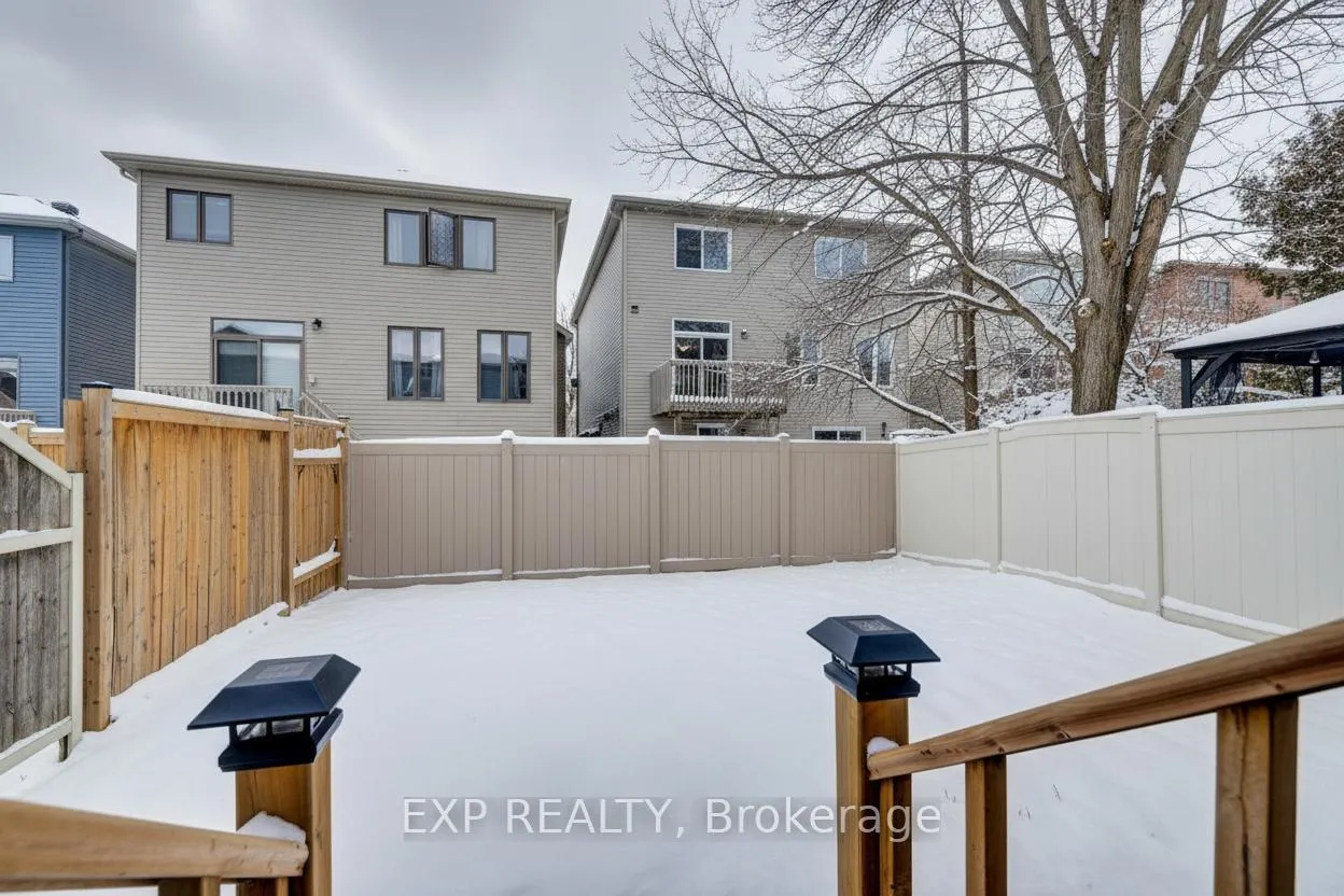 Photo 31 of 12 Marabrooke Street, Ottawa, Barrhaven - Strandherd — HOMEH