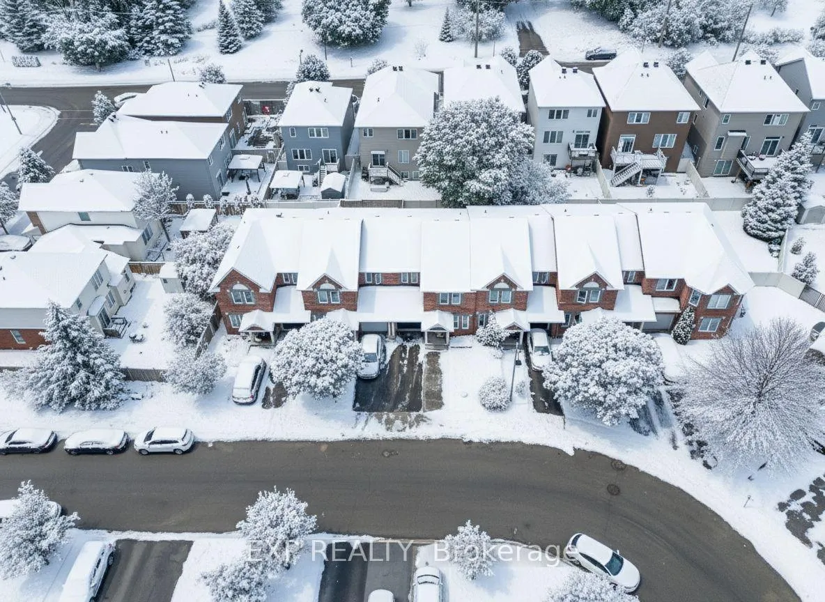 Photo 33 of 12 Marabrooke Street, Ottawa, Barrhaven - Strandherd — HOMEH
