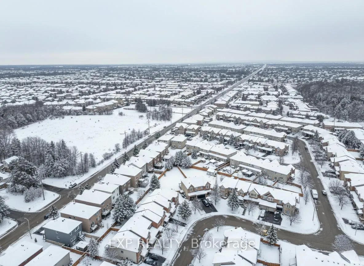 Photo 36 of 12 Marabrooke Street, Ottawa, Barrhaven - Strandherd — HOMEH