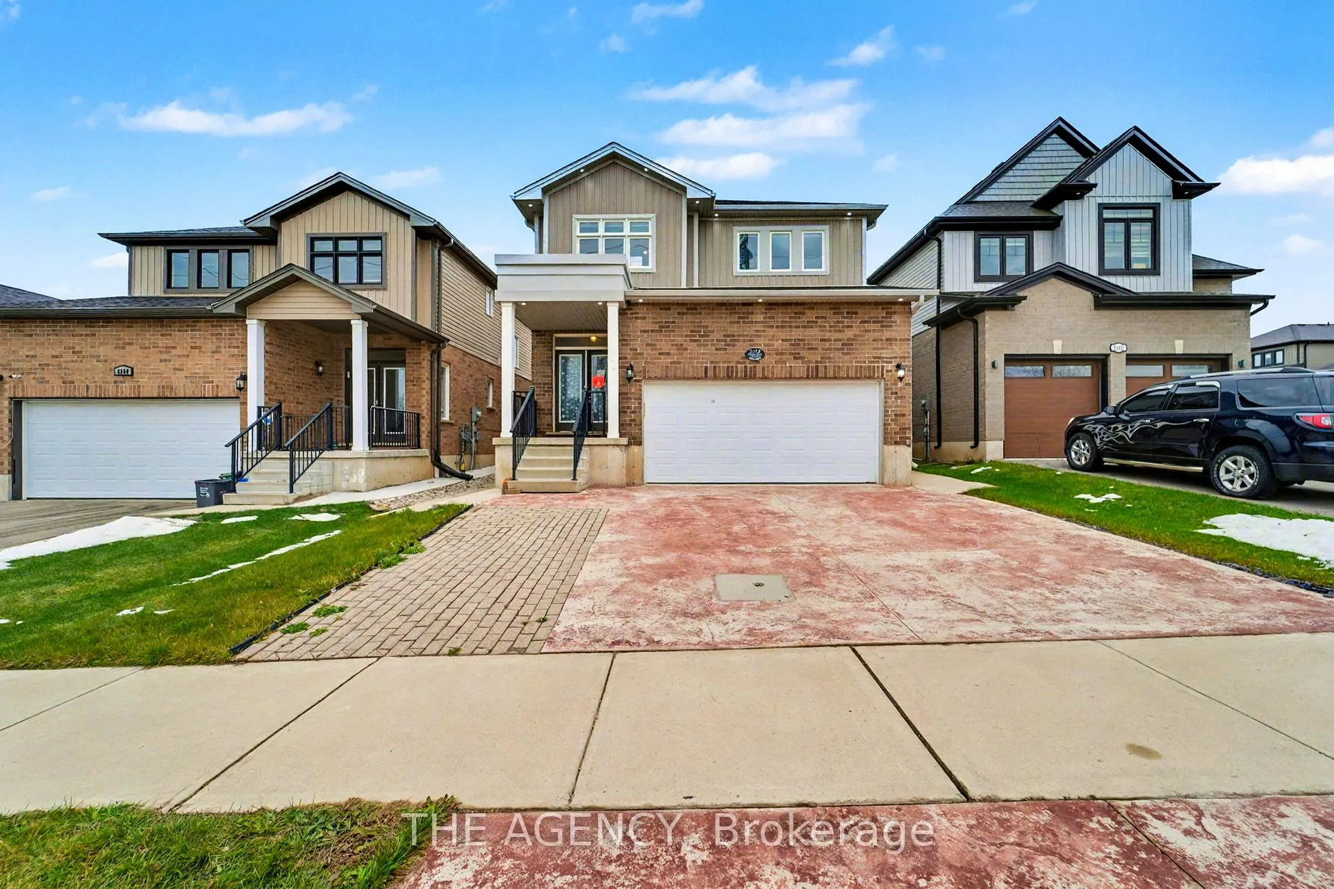 Photo 1 of 2356 Constance Avenue, London, South U — HOMEH