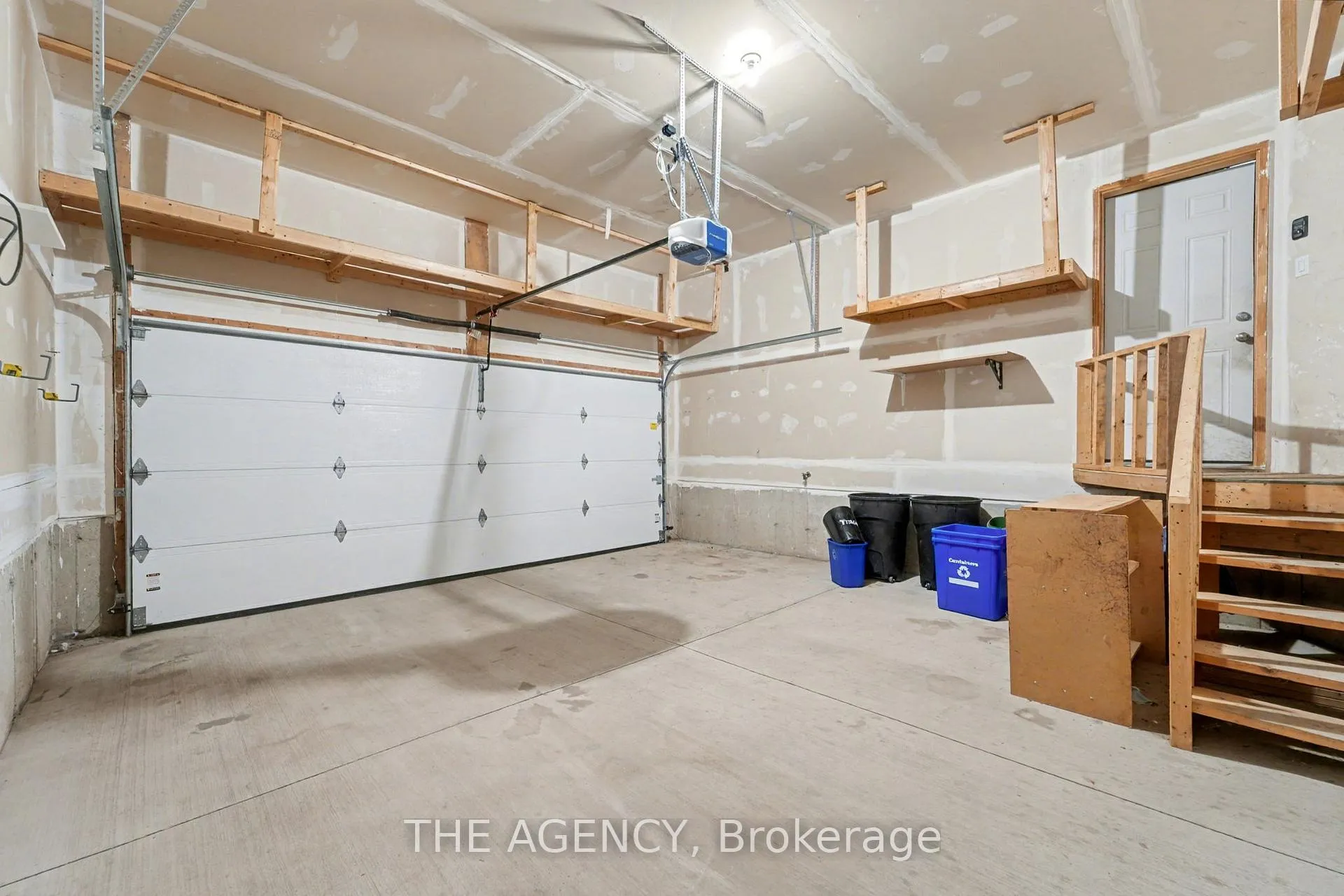 Photo 40 of 2356 Constance Avenue, London, South U — HOMEH