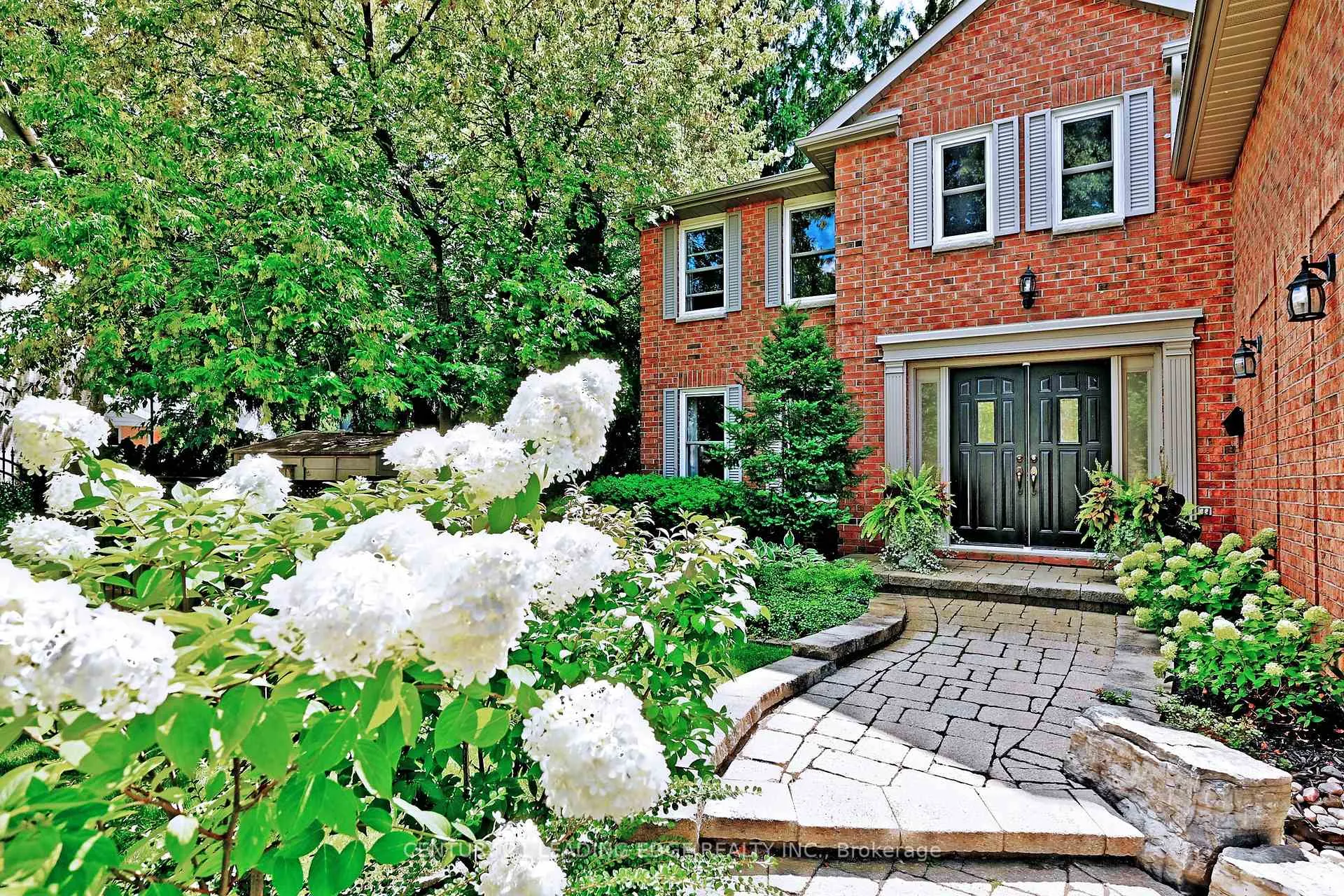 Photo 3 of 23 Hare Court, Markham, Old Markham Village — HOMEH