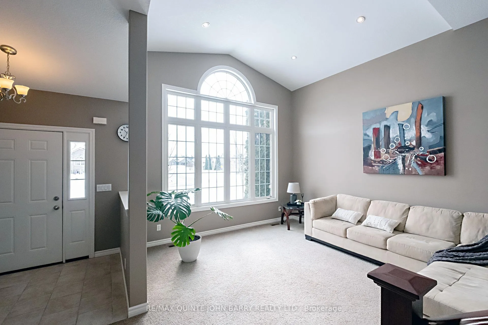 Photo 3 of 105 Parkview Heights, Quinte West, Murray Ward — HOMEH