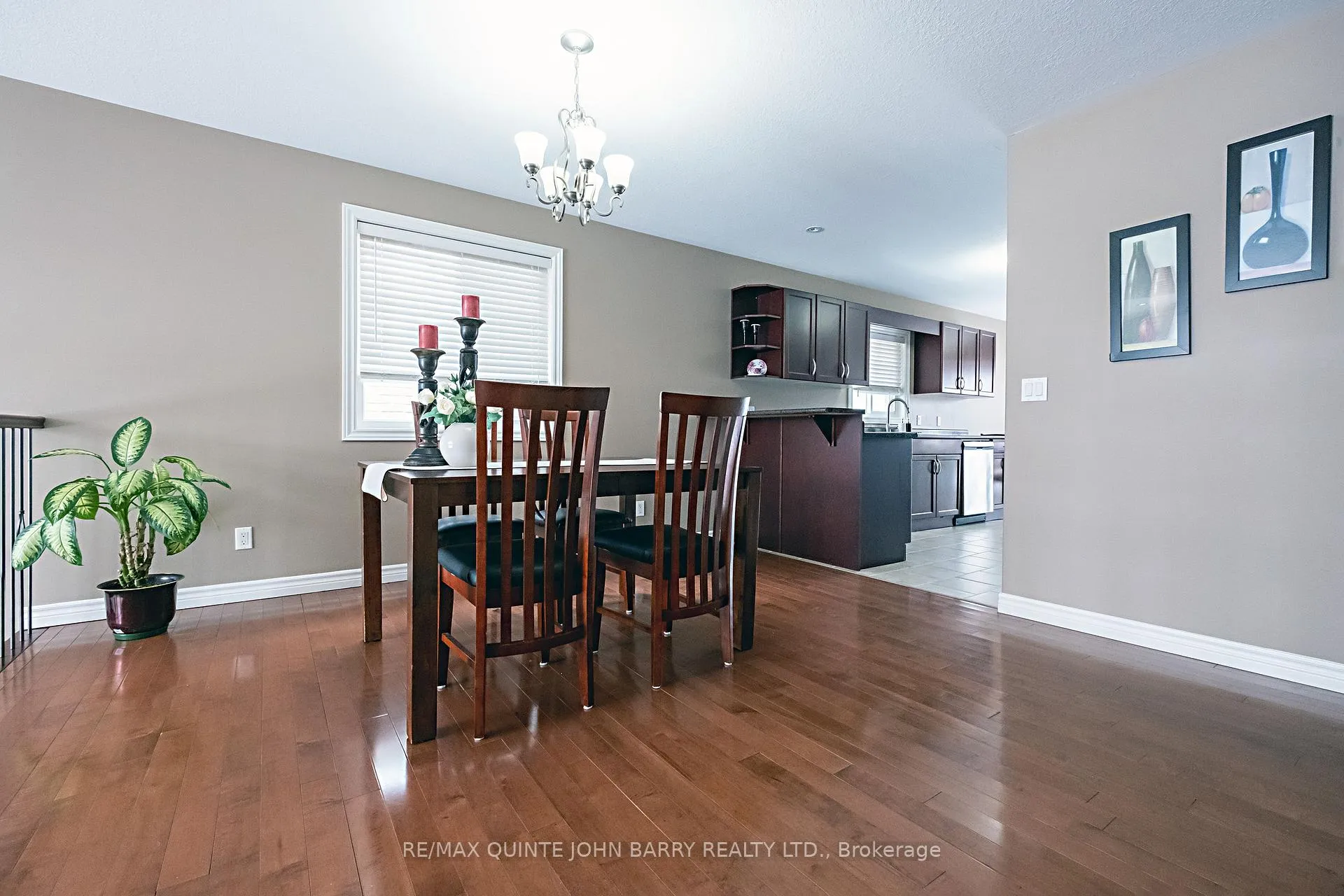 Photo 11 of 105 Parkview Heights, Quinte West, Murray Ward — HOMEH