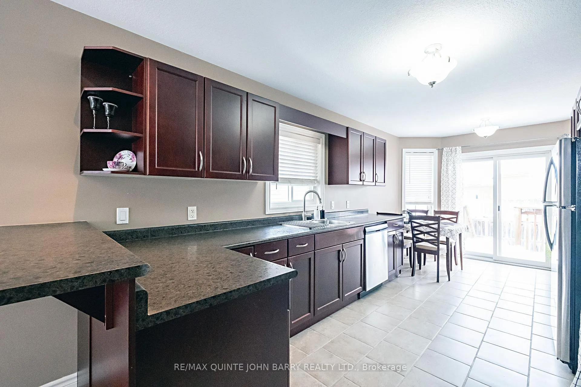 Photo 14 of 105 Parkview Heights, Quinte West, Murray Ward — HOMEH