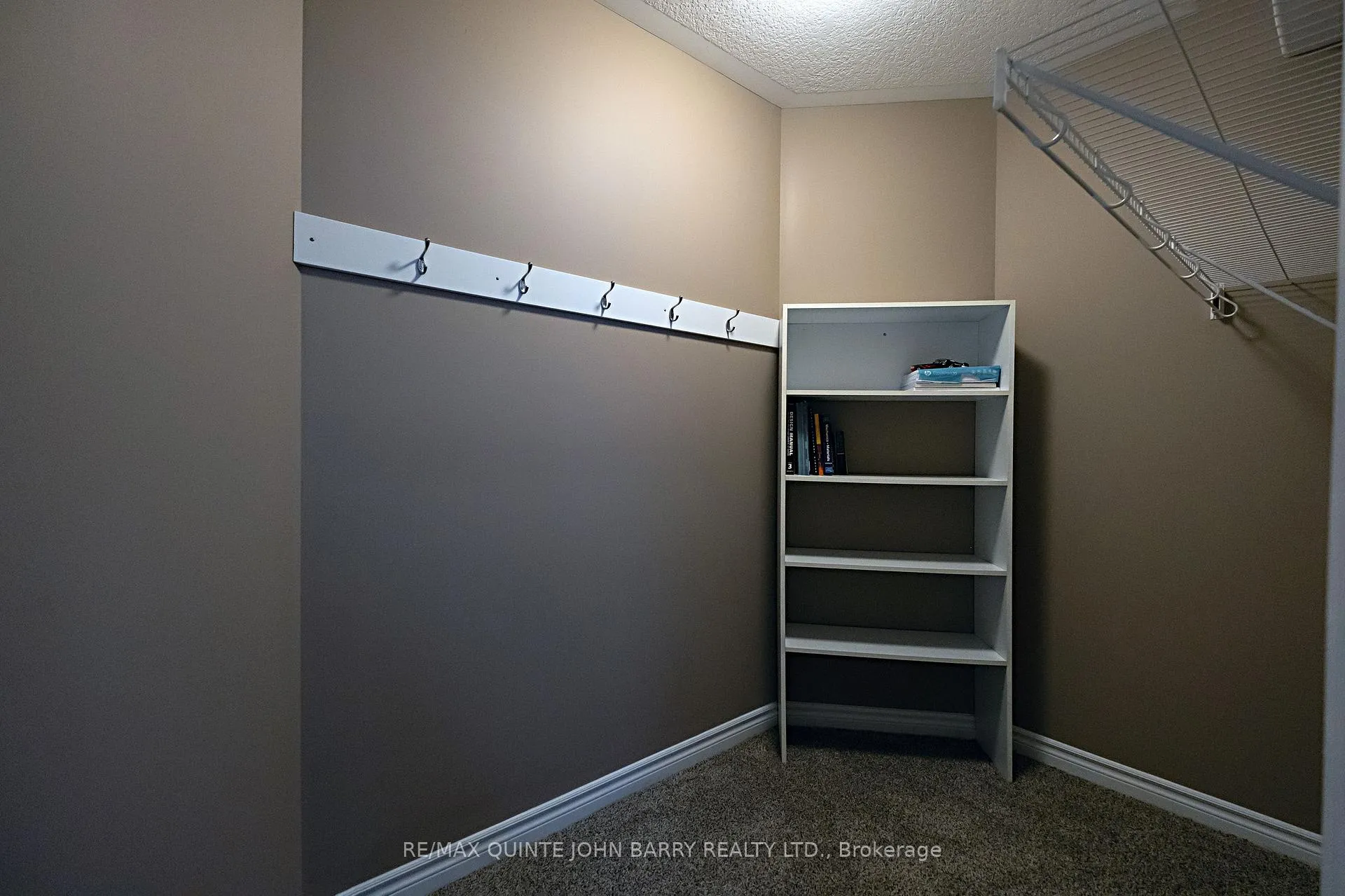 Photo 32 of 105 Parkview Heights, Quinte West, Murray Ward — HOMEH