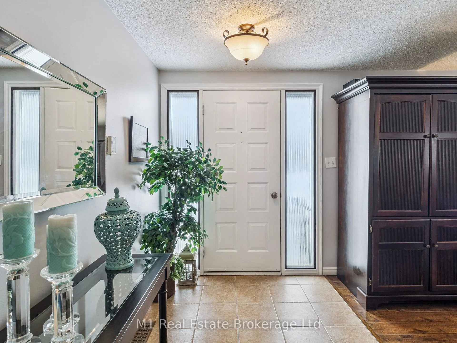 Photo 2 of 94 Tamarack Drive, Oro-Medonte, Rural Oro-Medonte — HOMEH