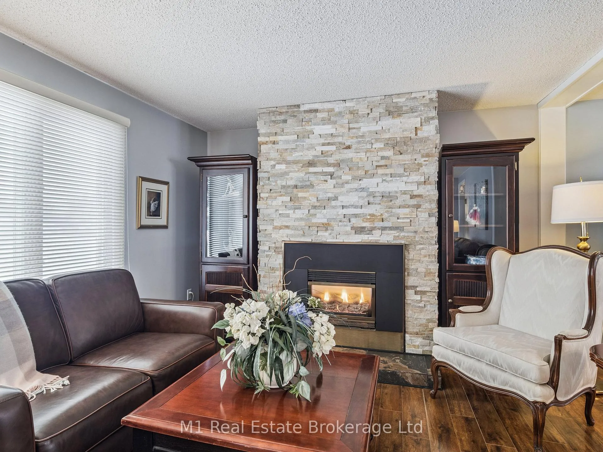 Photo 5 of 94 Tamarack Drive, Oro-Medonte, Rural Oro-Medonte — HOMEH