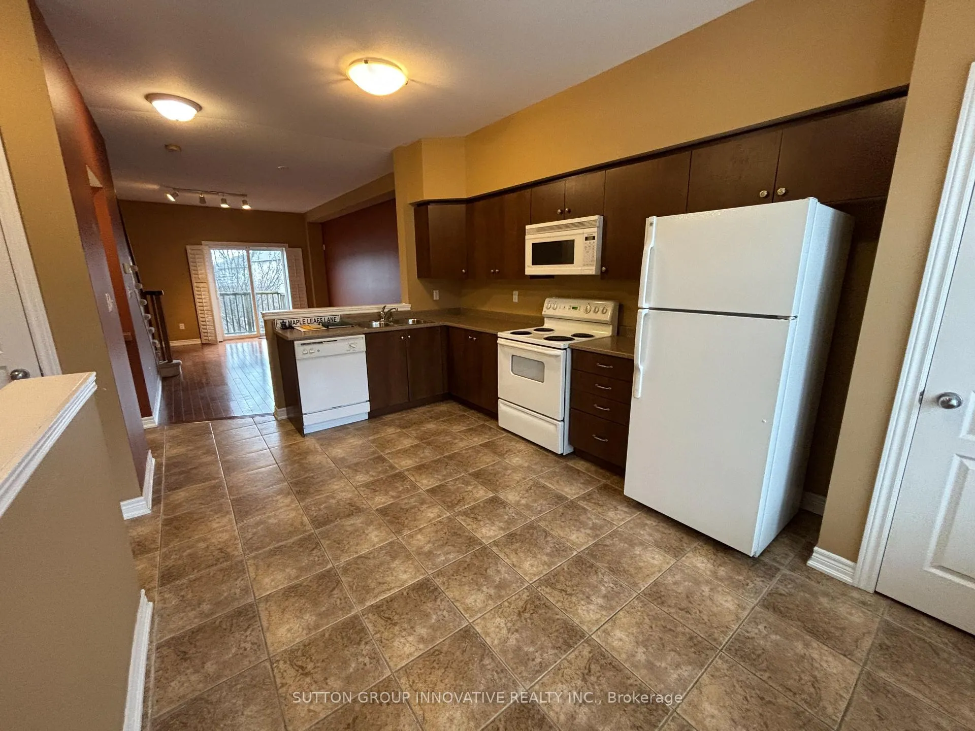 Photo 28 of 15 Chapman Lane, Hamilton, Ancaster — HOMEH
