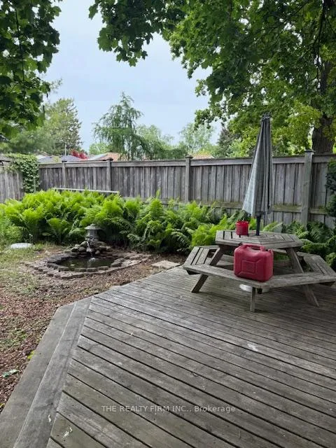 Photo 22 of 7076 Longwoods Road, London, South V — HOMEH